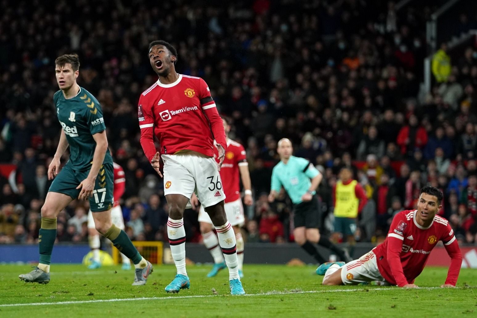 Wasteful Man United dumped out of FA Cup as Middlesbrough triumph in shoot out