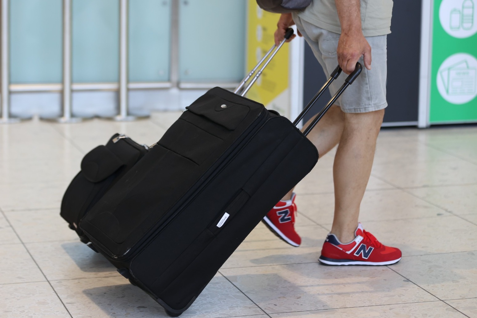 Half term getaway rush as UK drops testing for fully vaccinated travellers