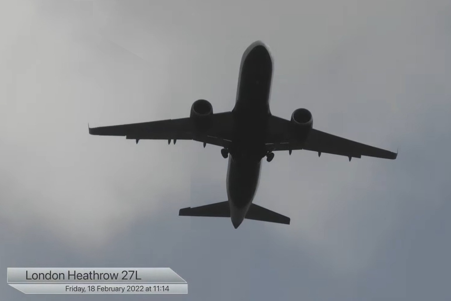 Big Jet TV Thousands tune in to watch flights landing at Heathrow amid storm