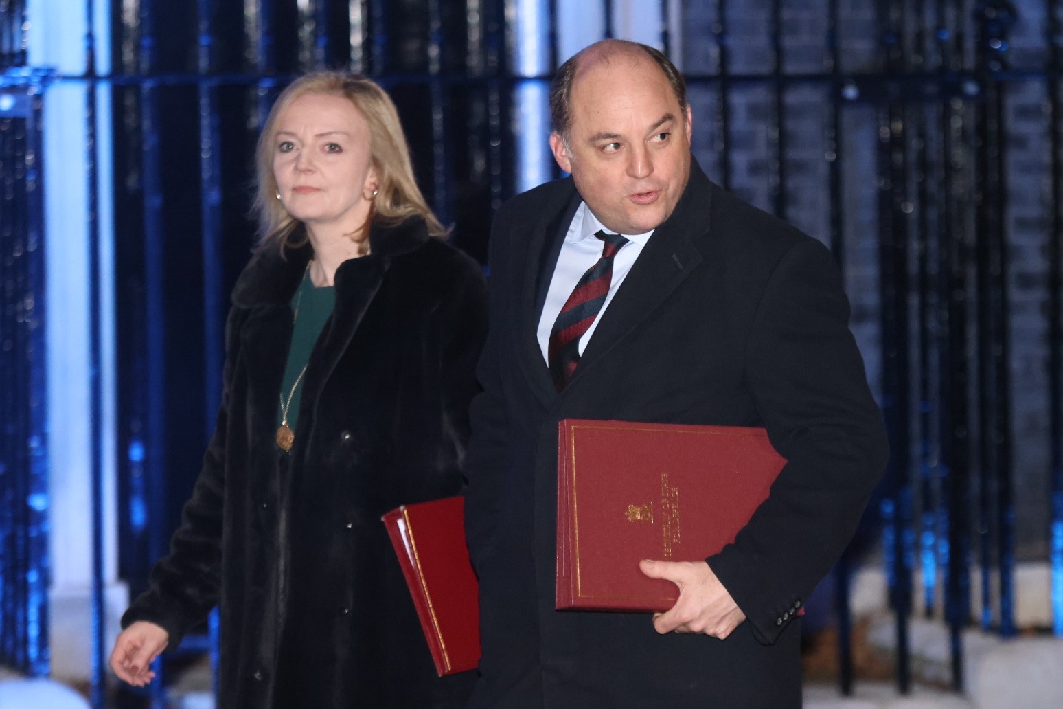 Truss draws up hit list of oligarchs to face sanctions over Ukraine