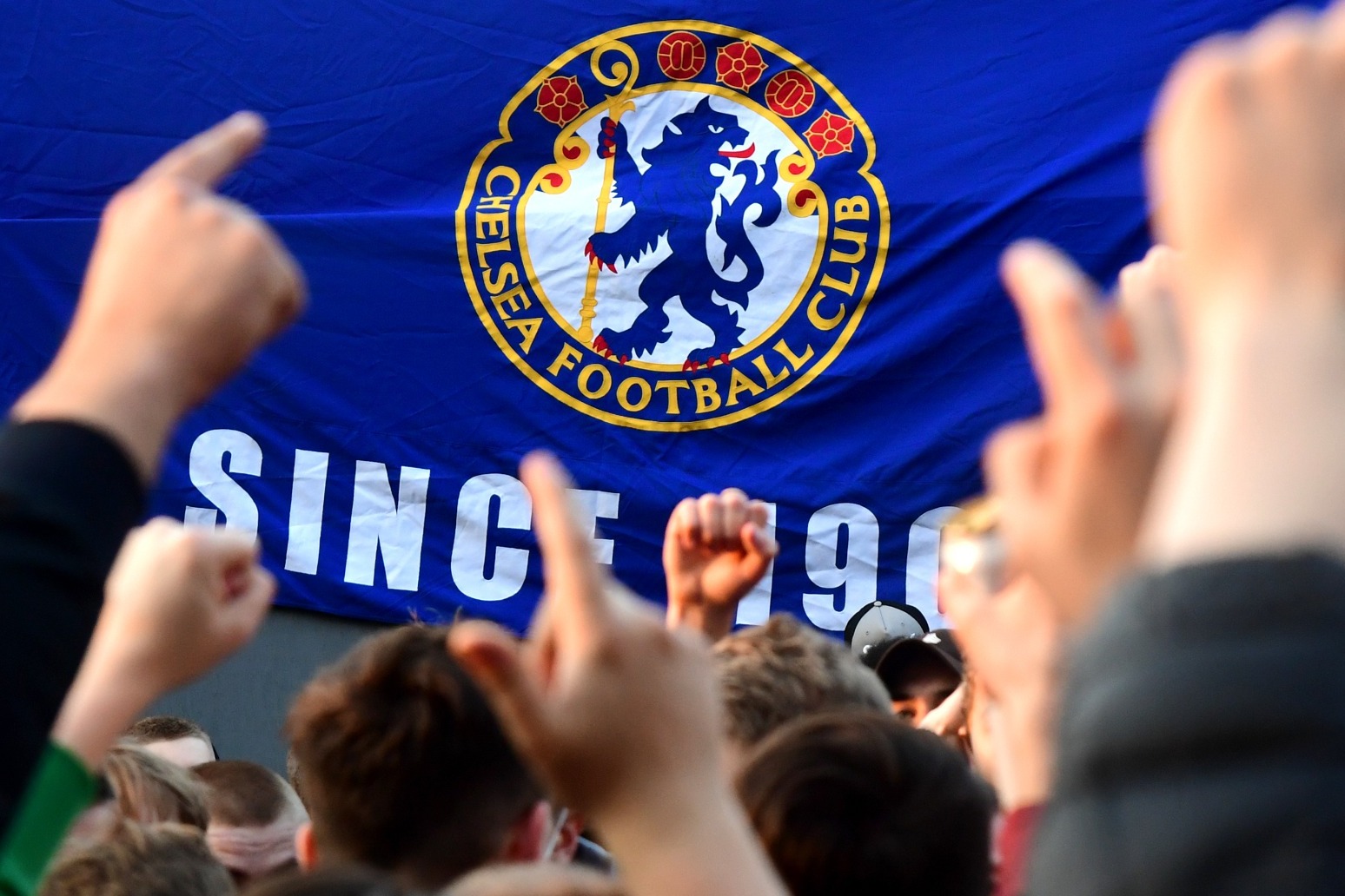 April deadline set for final Chelsea bids