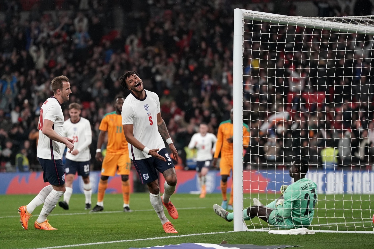 England beat Ivory Coast in night of international friendlies for home nations