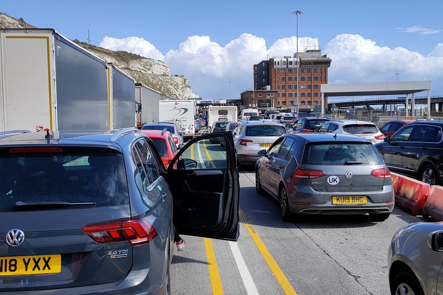 Cross Channel disruption plunges Dover into traffic chaos near port