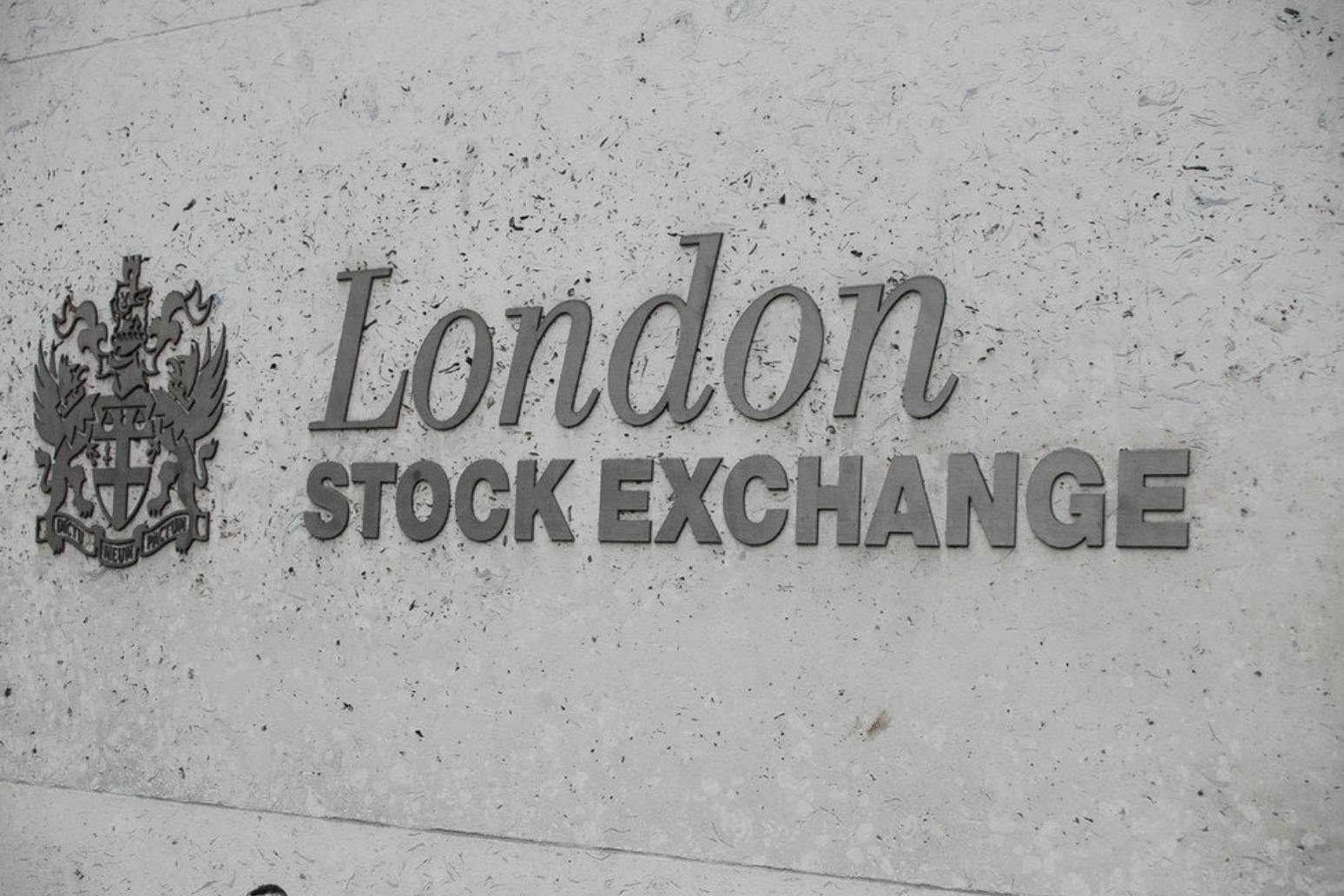 London Stock Exchange suspends trading in 28 Russian linked listings