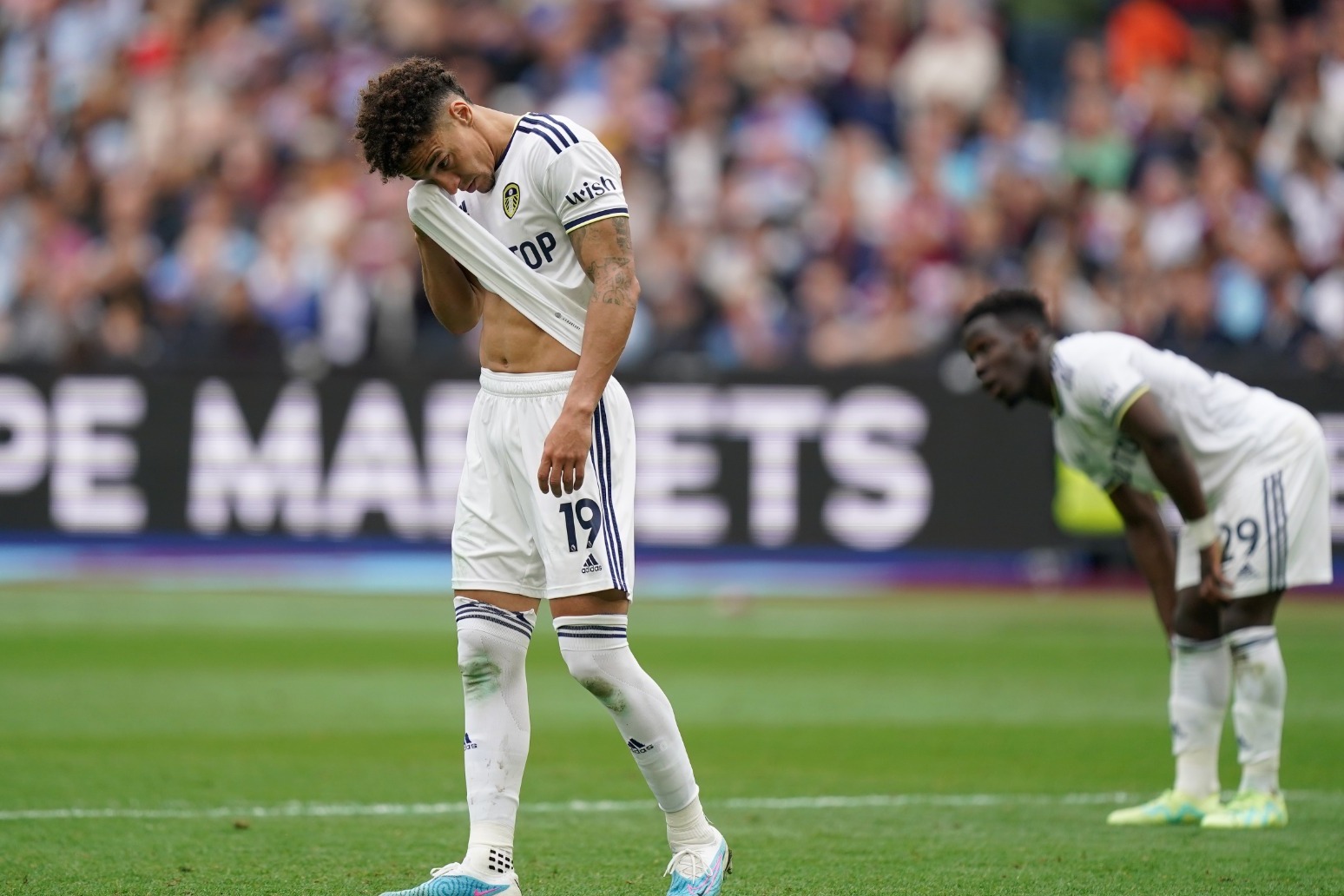 Leeds pushed to brink of relegation after West Ham fight back for victory 