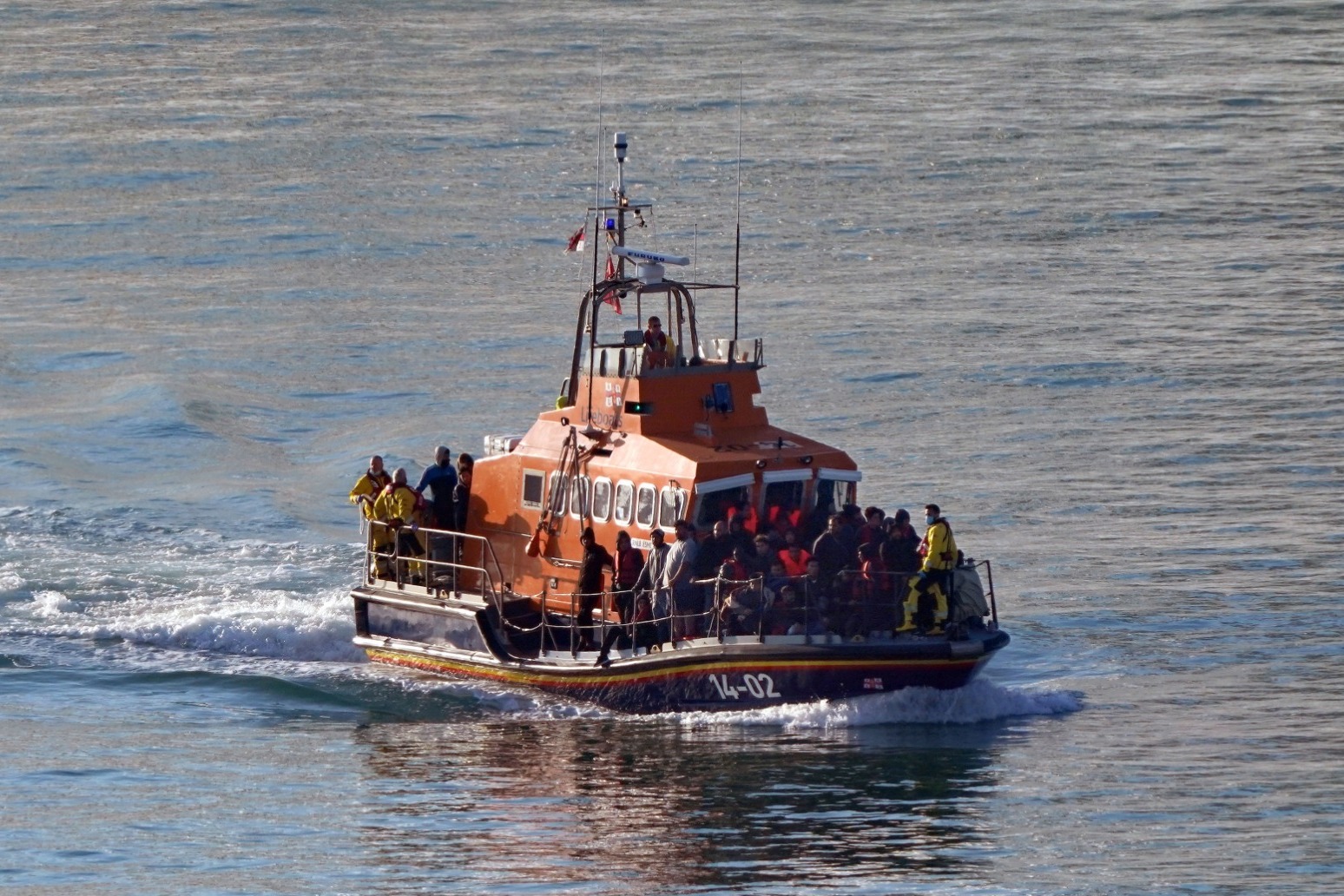 Six dead and 50 rescued after boat carrying migrants sinks in Channel 
