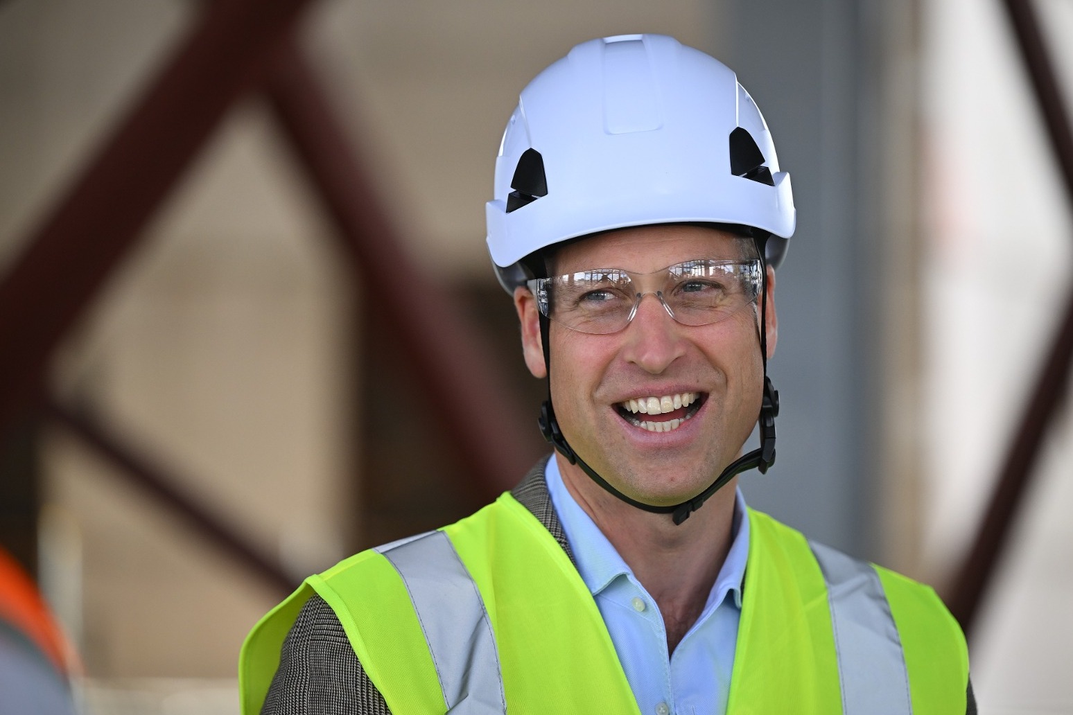 William encourages mental health awareness in building site visit 