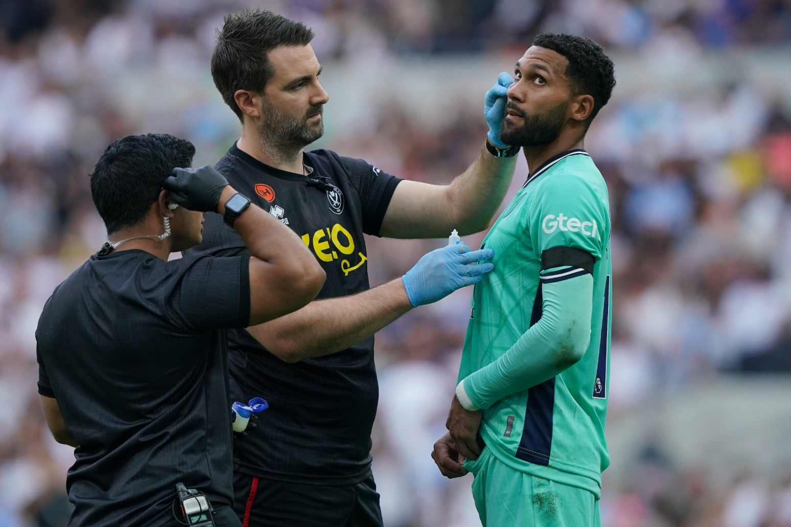 Sheffield United on X: Sheffield United condemn the racist, abusive and  threatening messages that have been sent to Wes Foderingham after  yesterday's game against Spurs. The club will now work with relevant