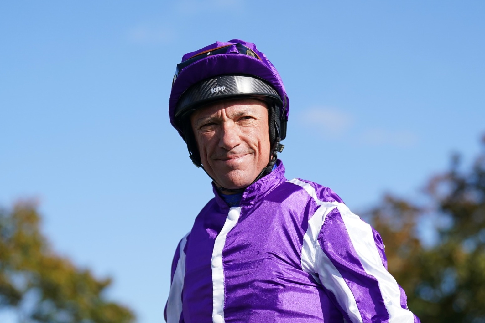 Frankie Dettori has won the Long Distance Cup on Trawlerman at Ascot, his first ride on the final day of his career in Britain. 