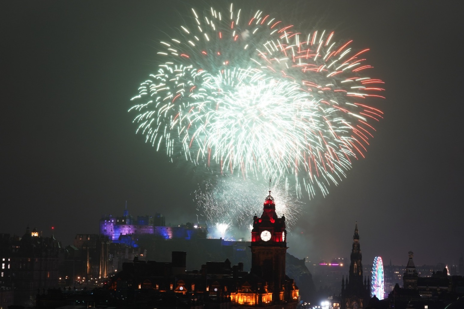 Unsettled weather for New Year’s Eve celebrations, Met Office warns 