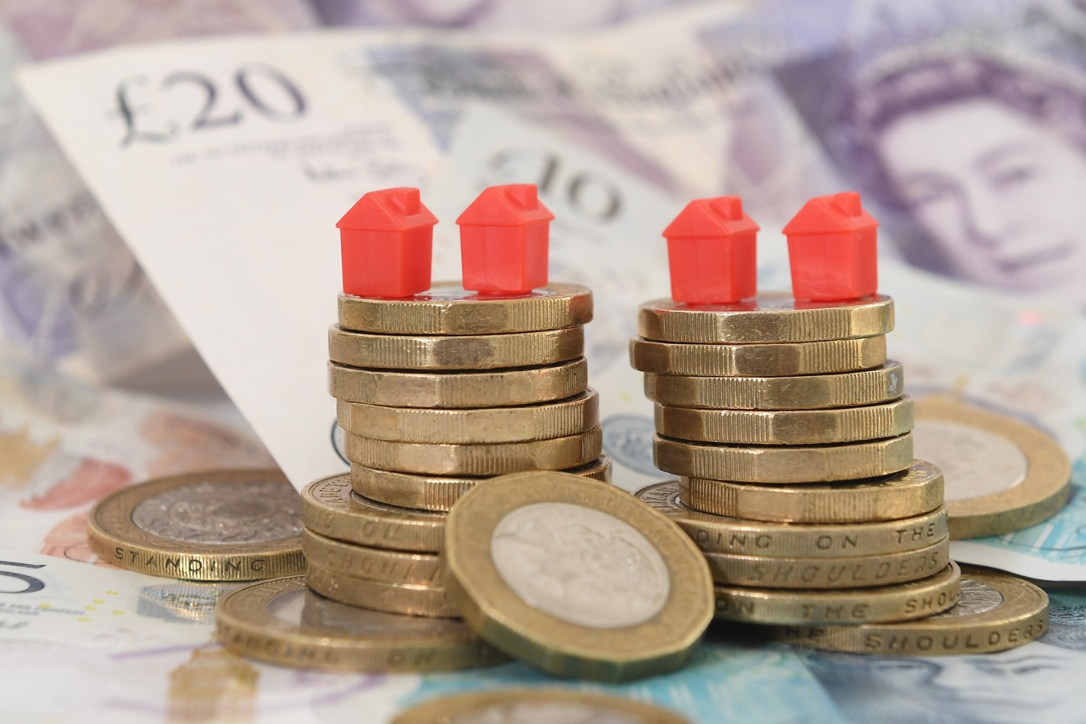 £18,000 typically ‘shaved off’ asking prices to achieve house sales – Zoopla 