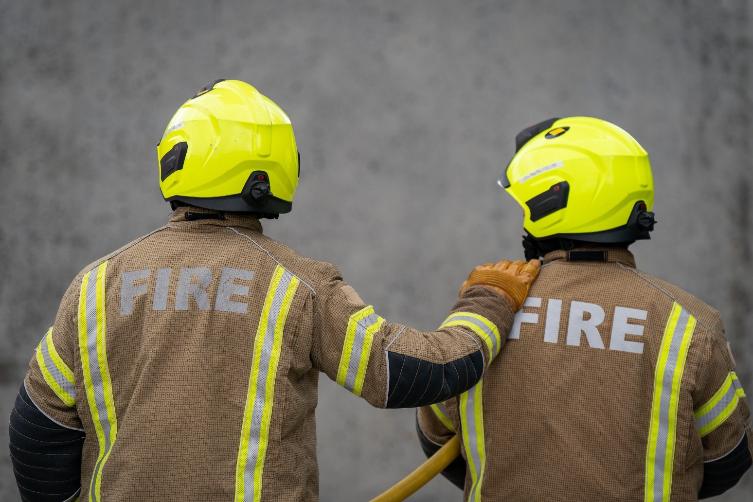 11 people in hospital after London fire 