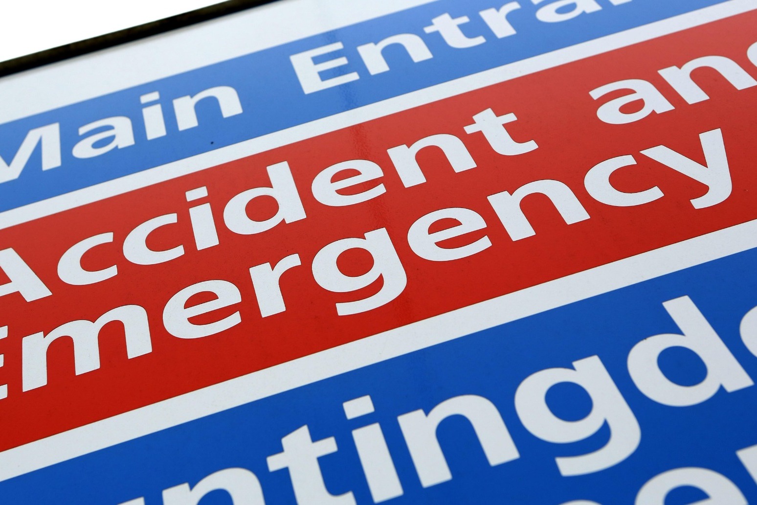 Record 420,000 patients waited more than 12 hours in A&E in 2023 – analysis 