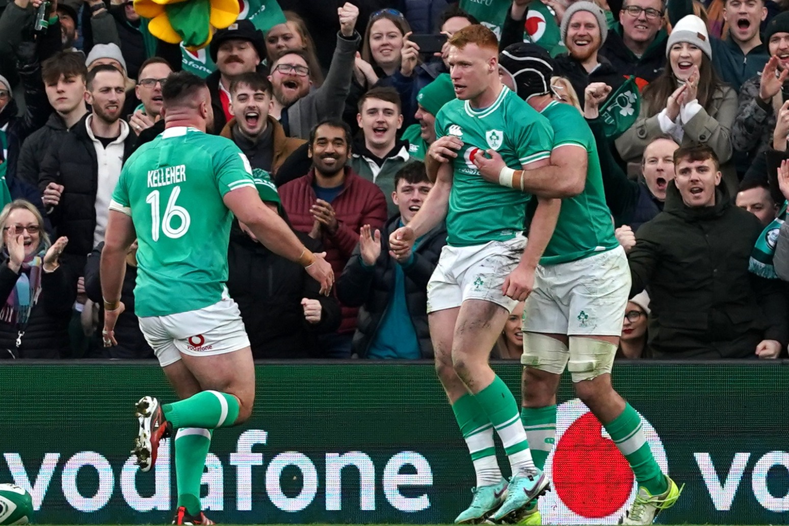 Ireland beat Wales in Six Nations