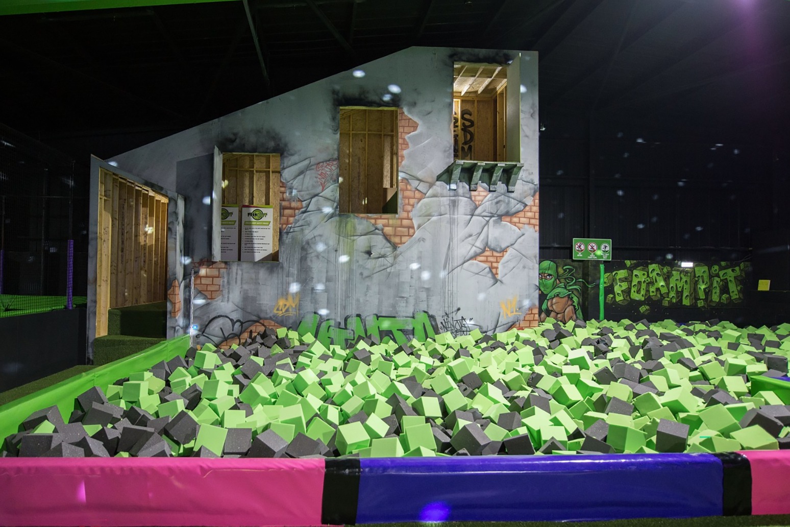 Trampoline park directors fined over broken backs 