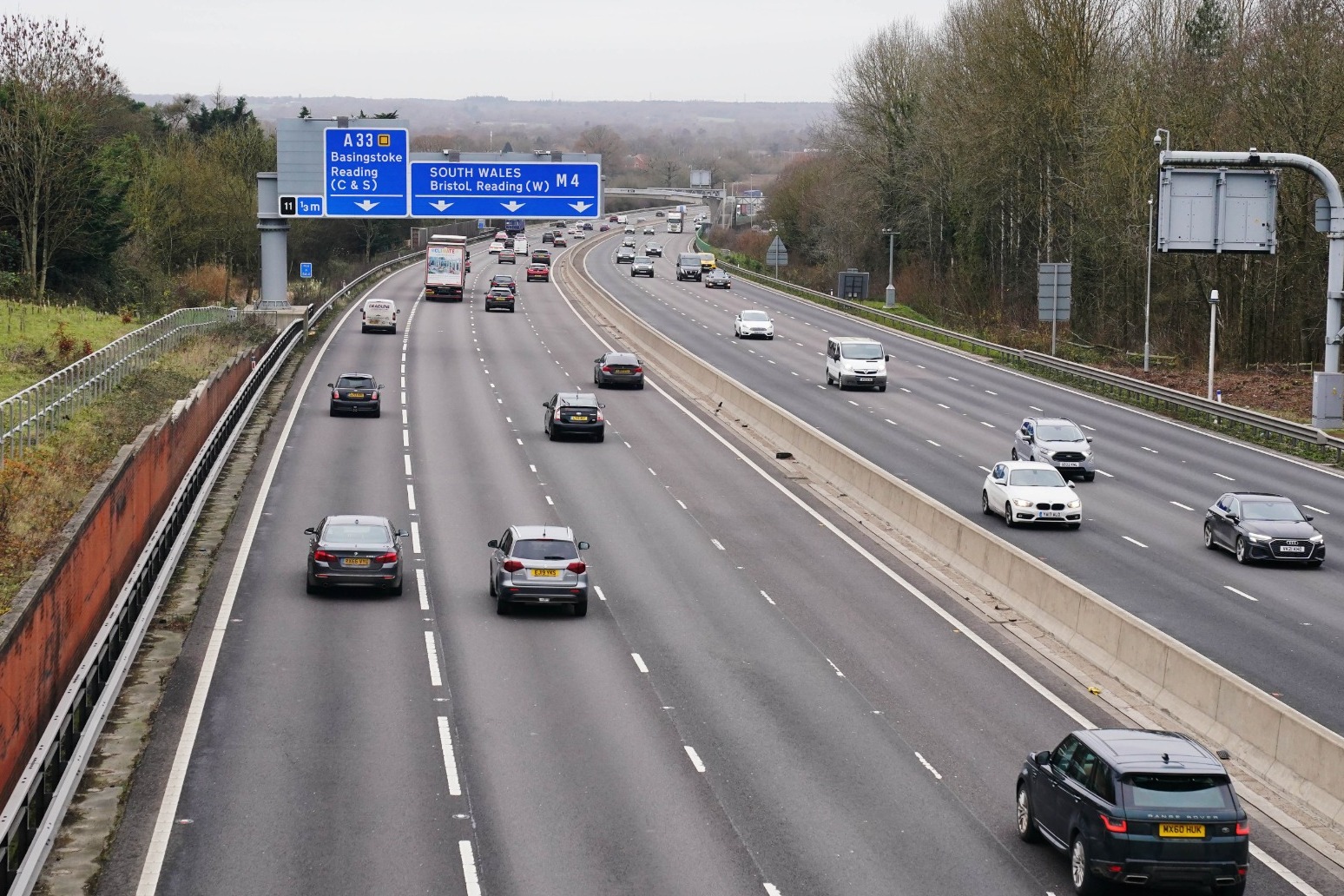 Report finds smart motorway safety systems fail 