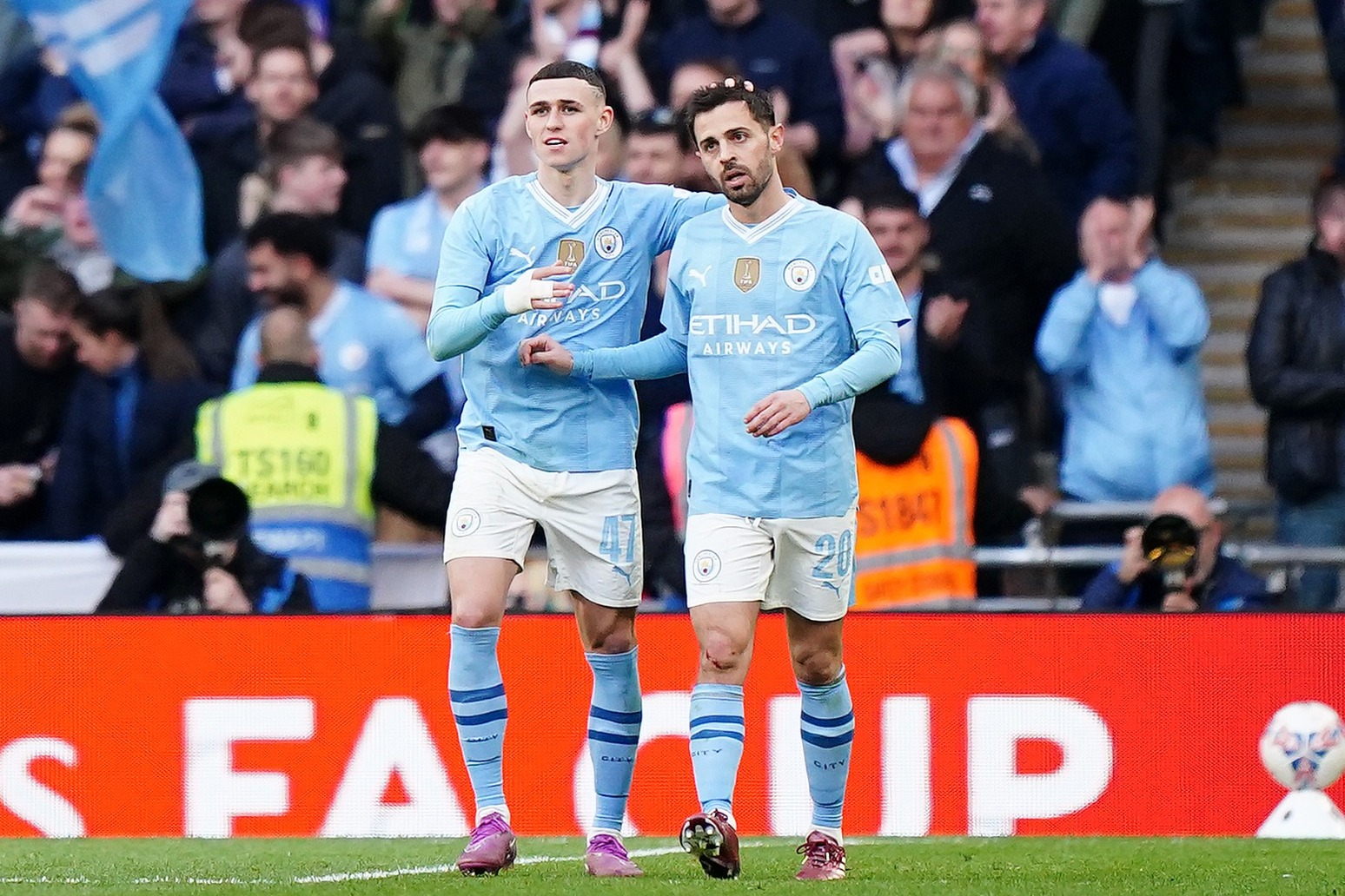 Man City reach FA Cup final 