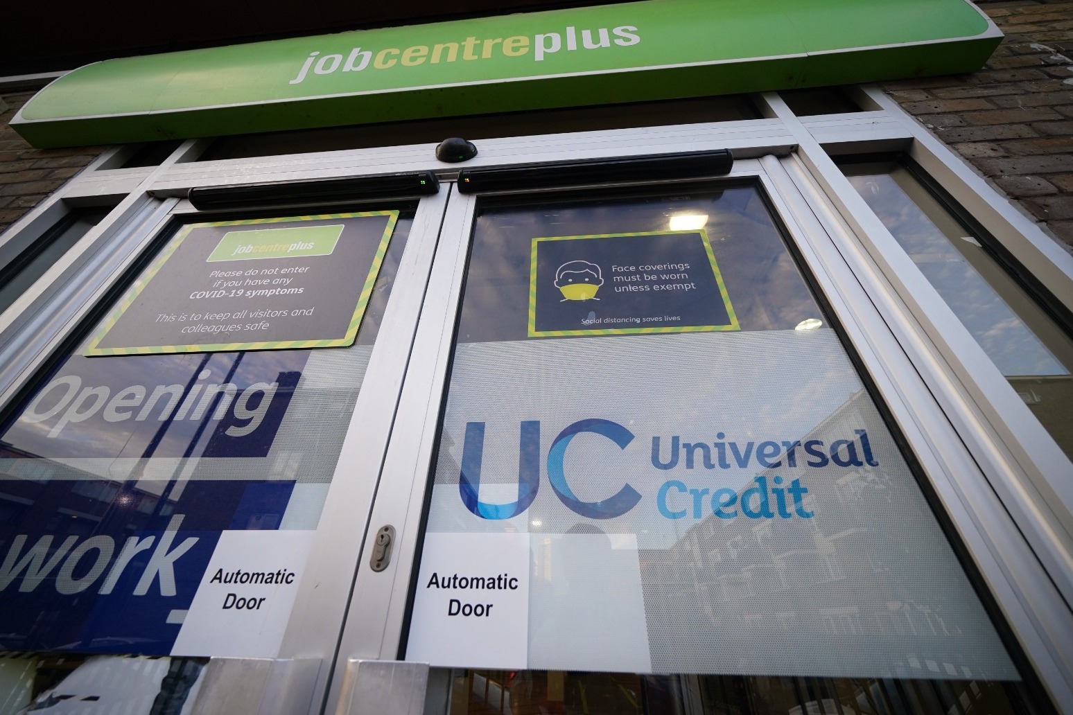 Universal credit claimants must look for more work