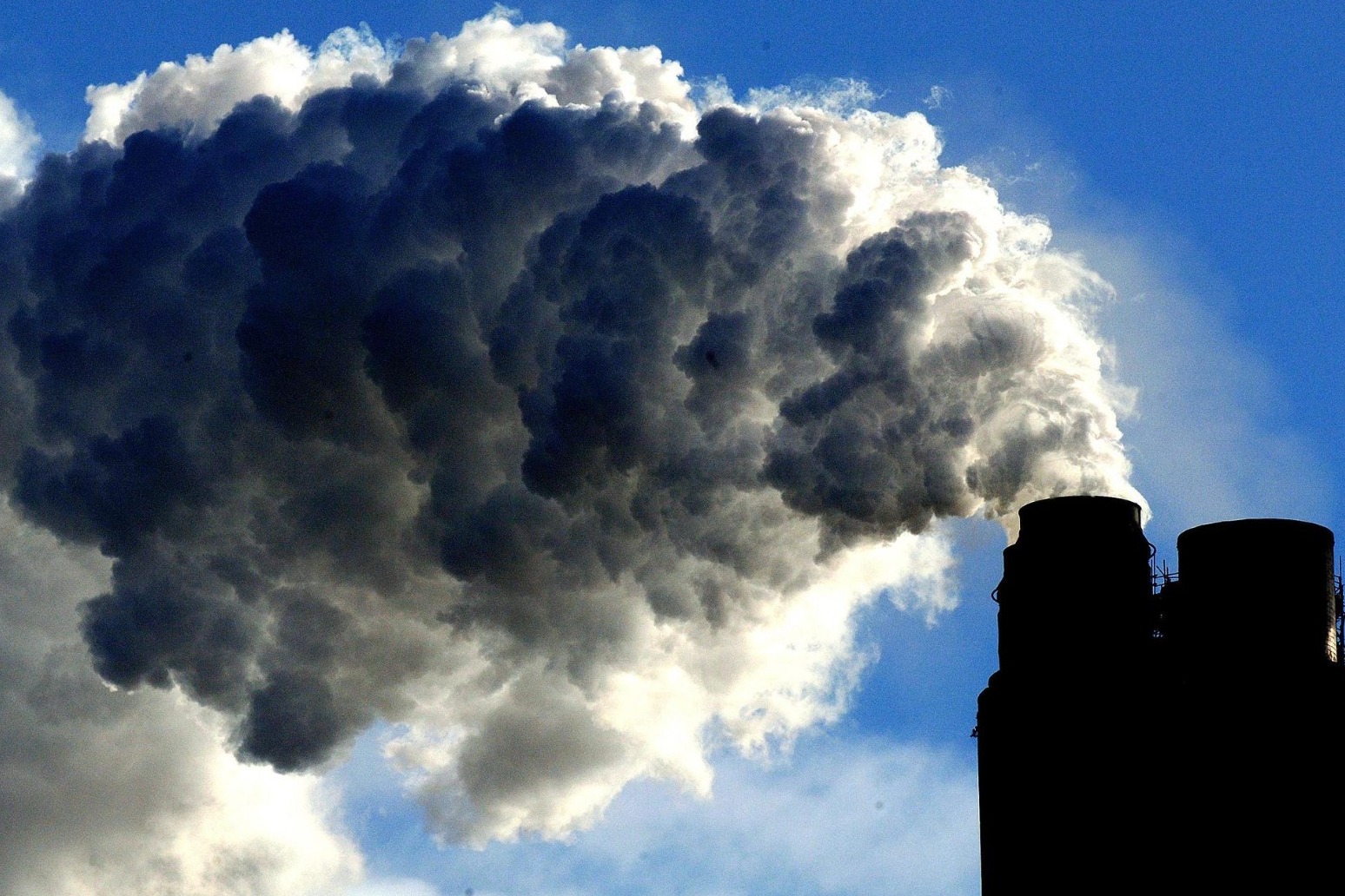 Scientists hail ‘exciting’ greenhouse gas-storing material