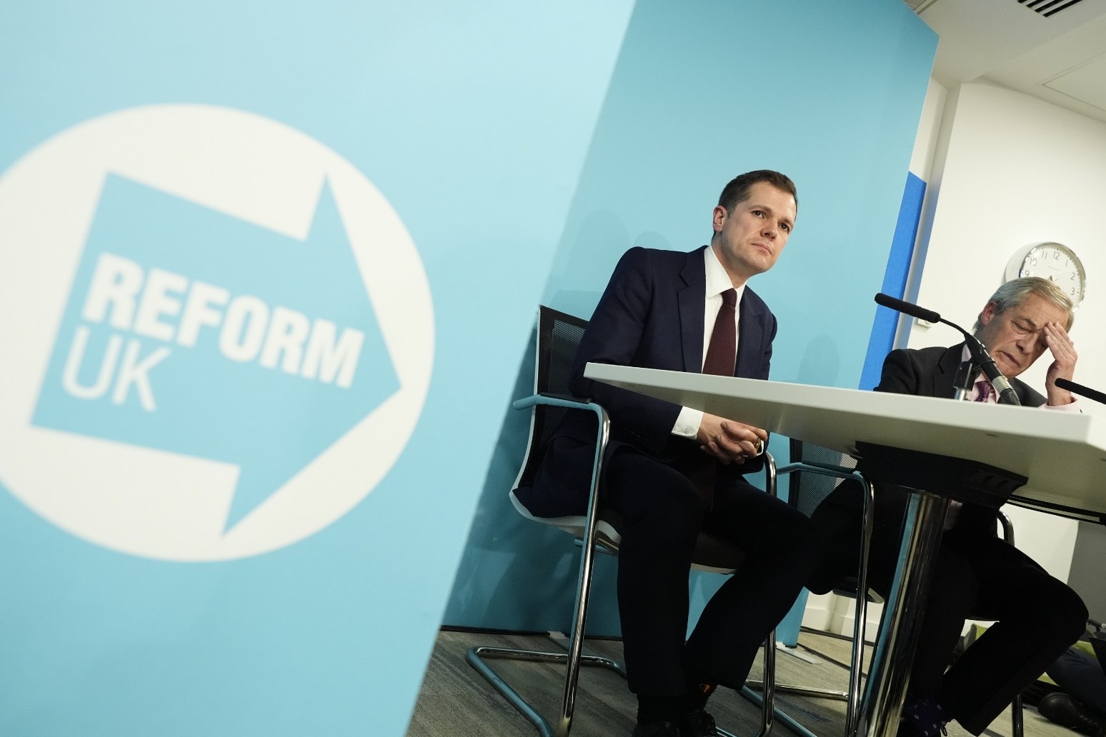 Robert Jenrick attacks Tories as ‘failed’ party as he defects to Reform 