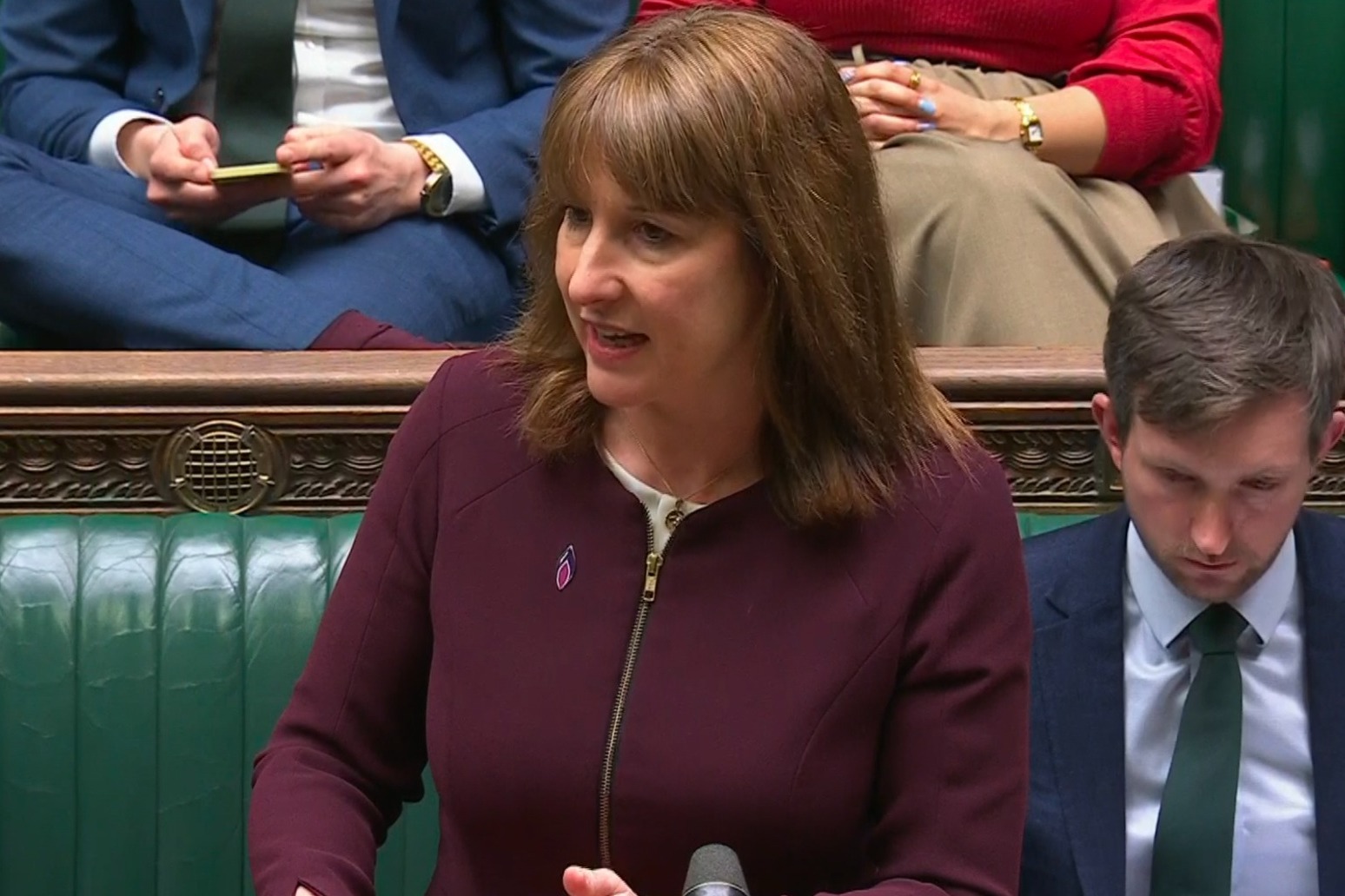 Pubs and music venues to see business rates cut by 15%, says Treasury 