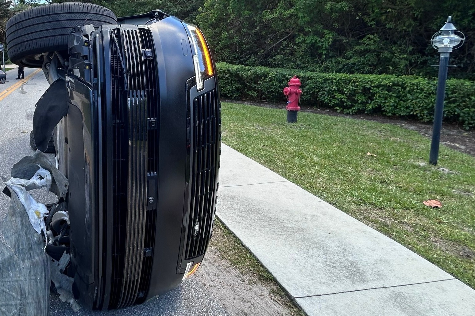 Tiger Woods released on bail after DUI charge relating to Florida car crash