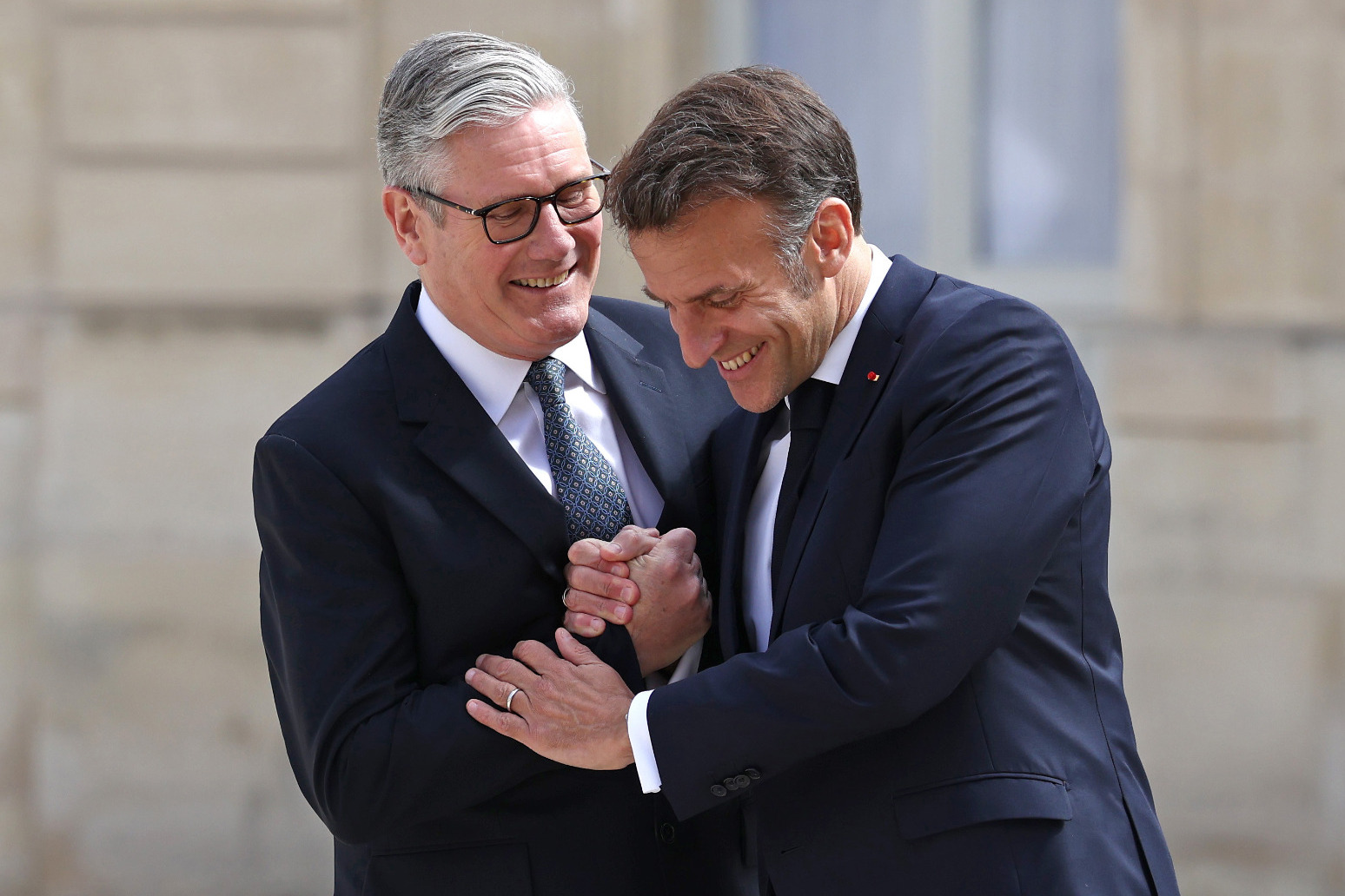 Keir Starmer arrives in Paris for Strait of Hormuz talks