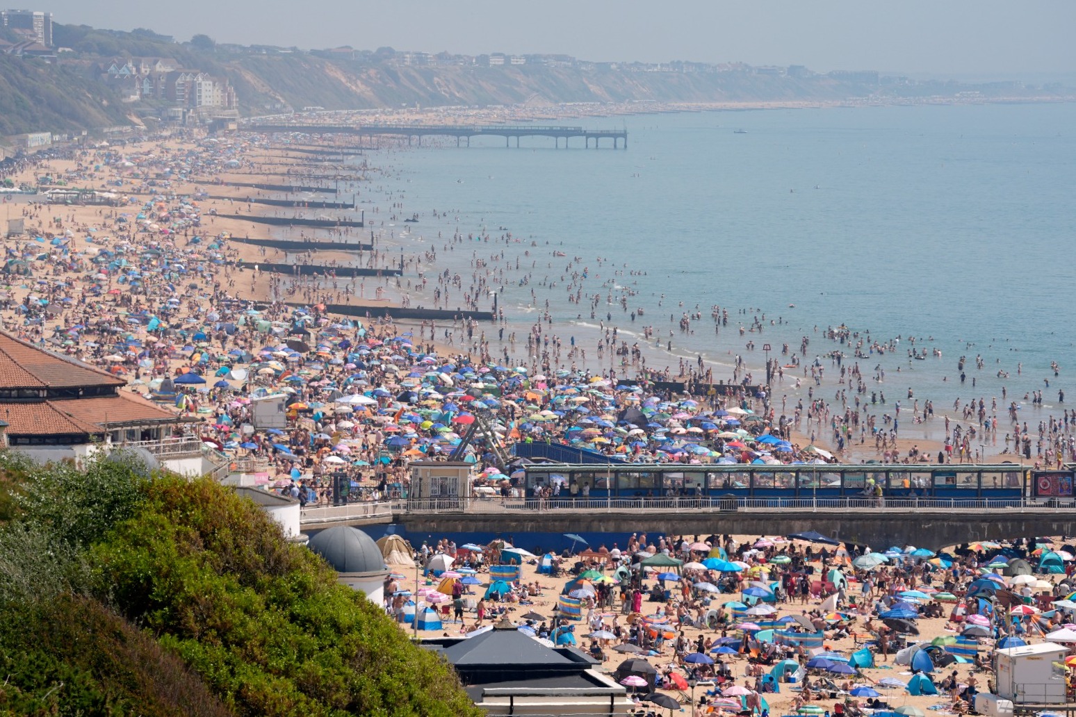 UK endures ‘tropical night’ after heatwave breaks May record for second day