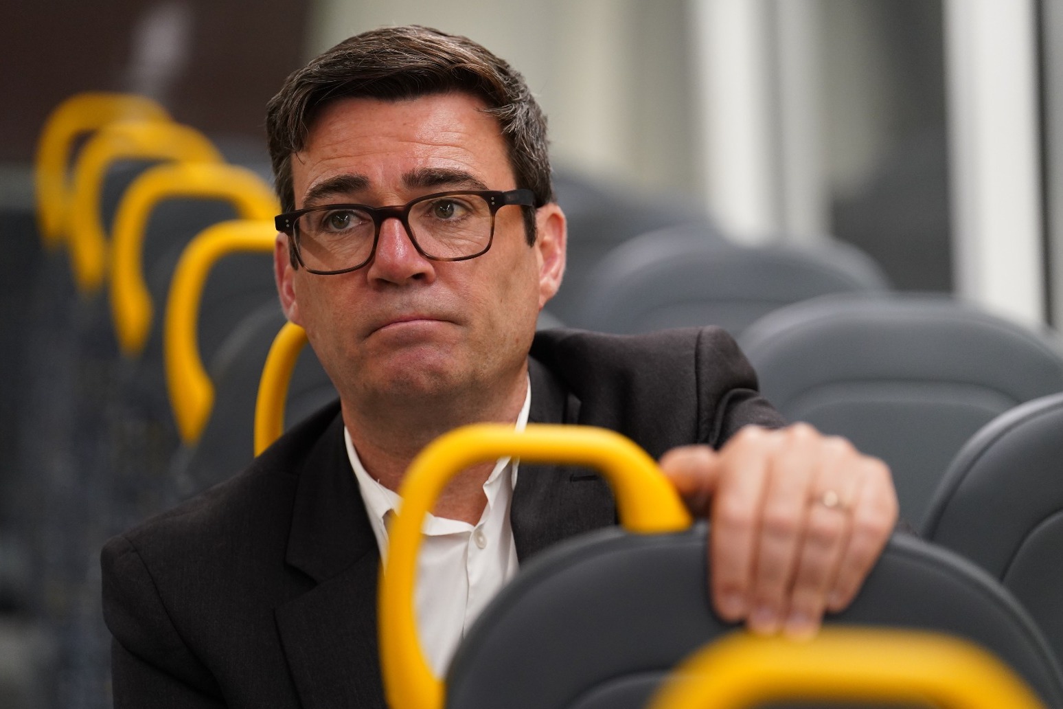 Burnham reintroduces £2 bus fare cap reversing Starmer increase