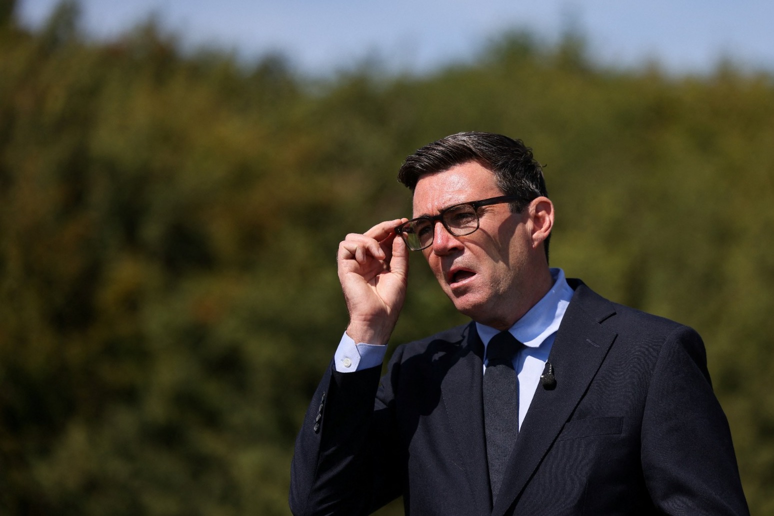 Burnham to scrap Blair-era rule in ‘crackdown’ on new betting and vape shops 