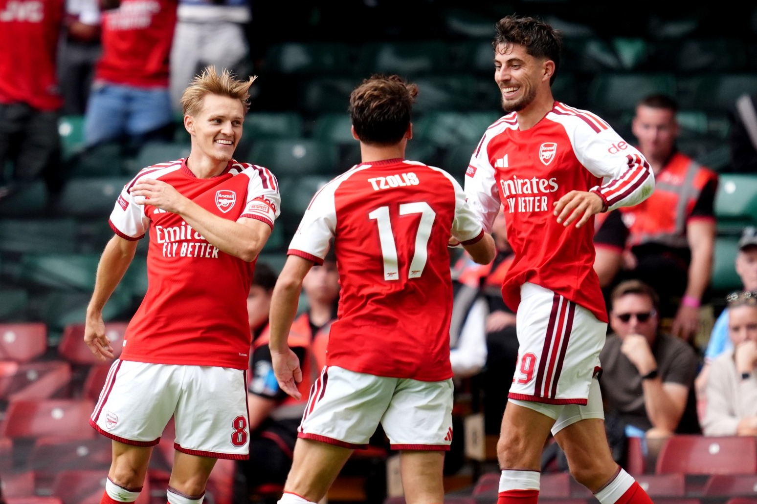 Arsenal make a statement to take Community Shield title over Manchester City
