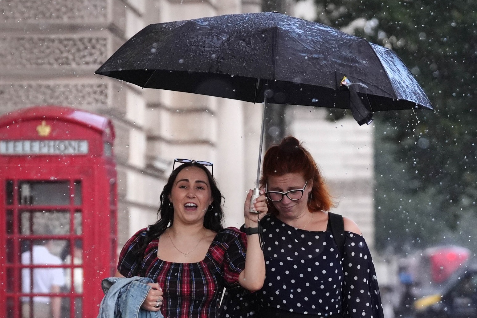 ‘Unprecedented’ El Nino event to bring storms and rain to UK, says Met Office