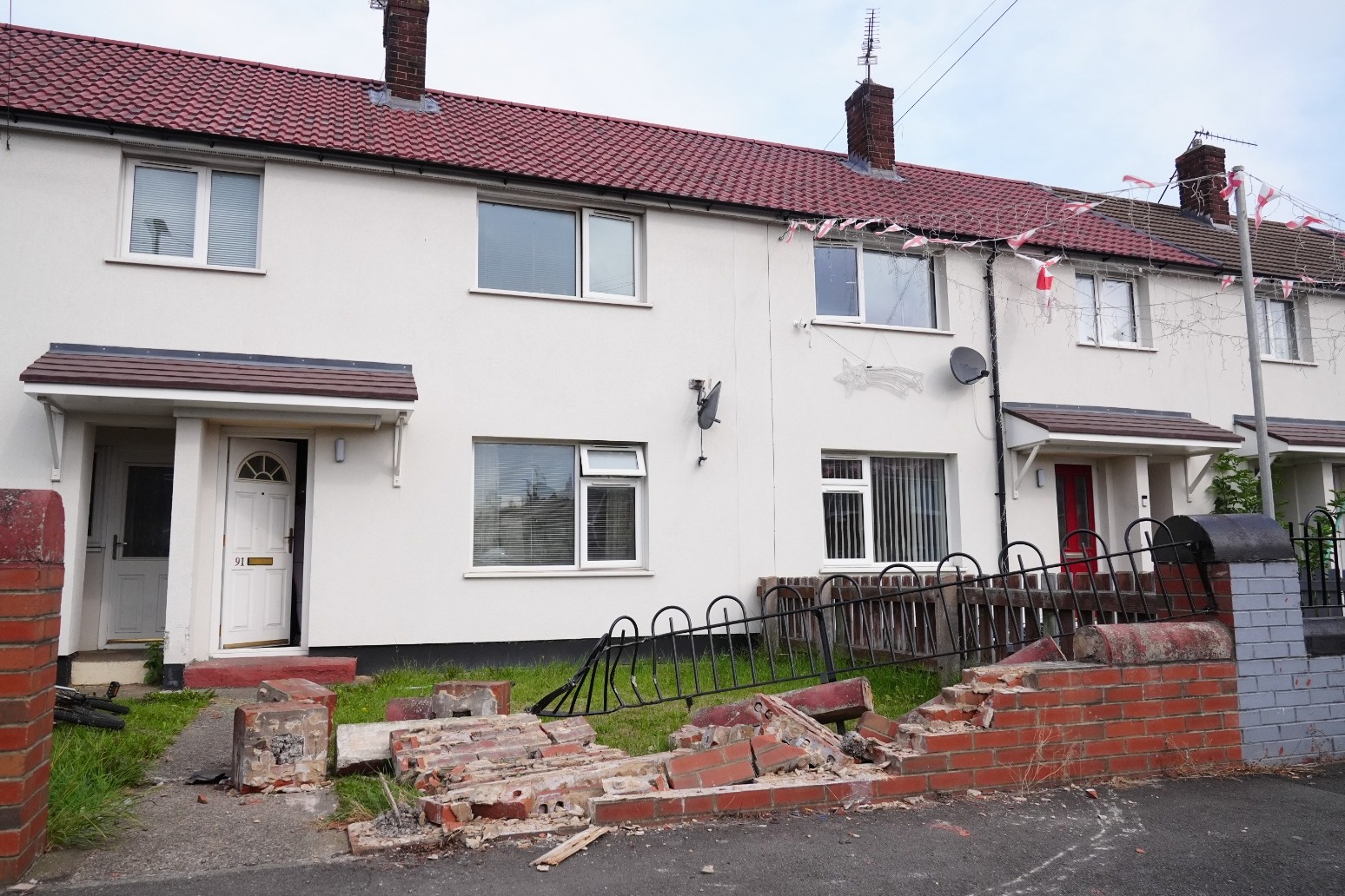 Vehicle hits wall outside house minutes away from A66 crash and fatal house fire