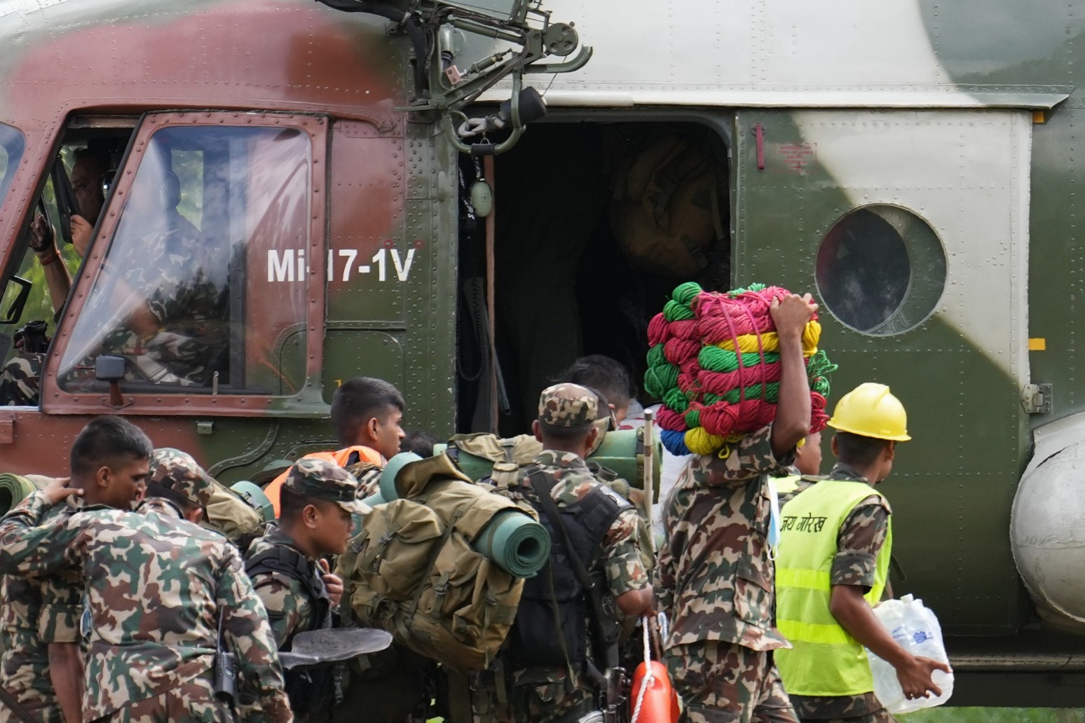 Rescue efforts intensify after Nepal-Tibet flooding as deaths climb past 900