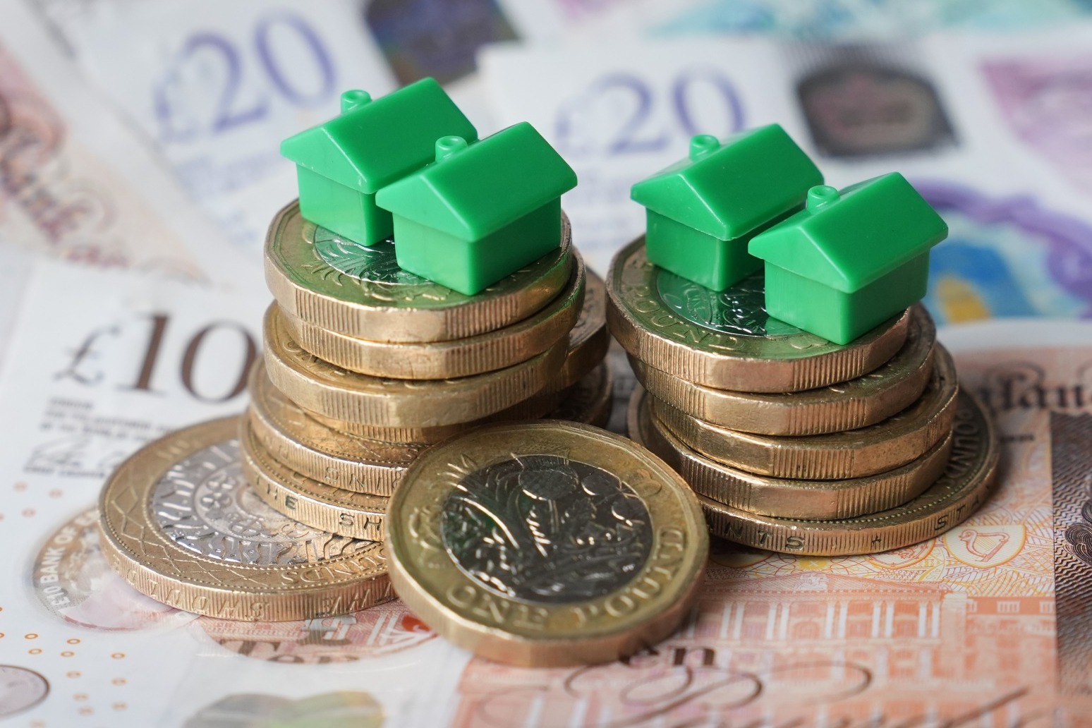 UK economy grows faster than first thought amid service sector boost