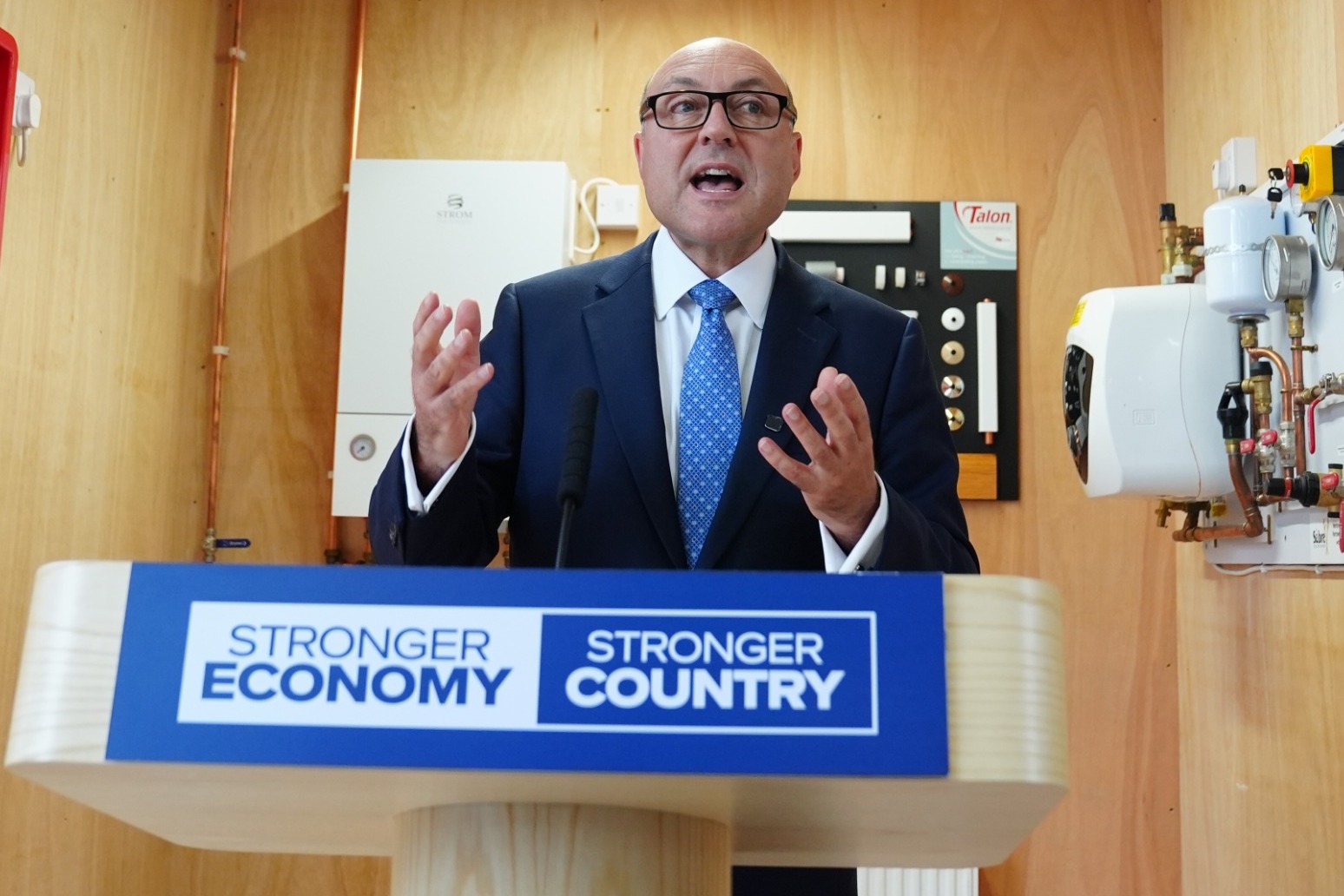 Tories vow to replace tax rules which have ‘badly let down’ the self-employed