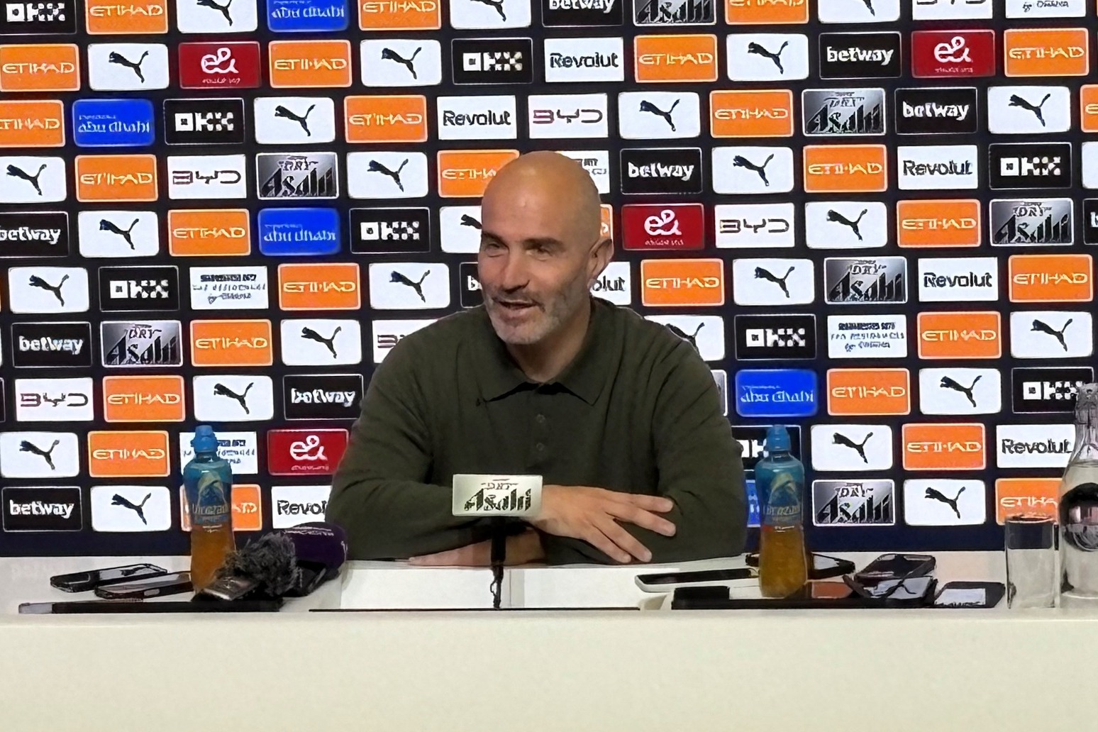 Enzo Maresca has ‘complete trust’ in Man City and says achievements not tainted