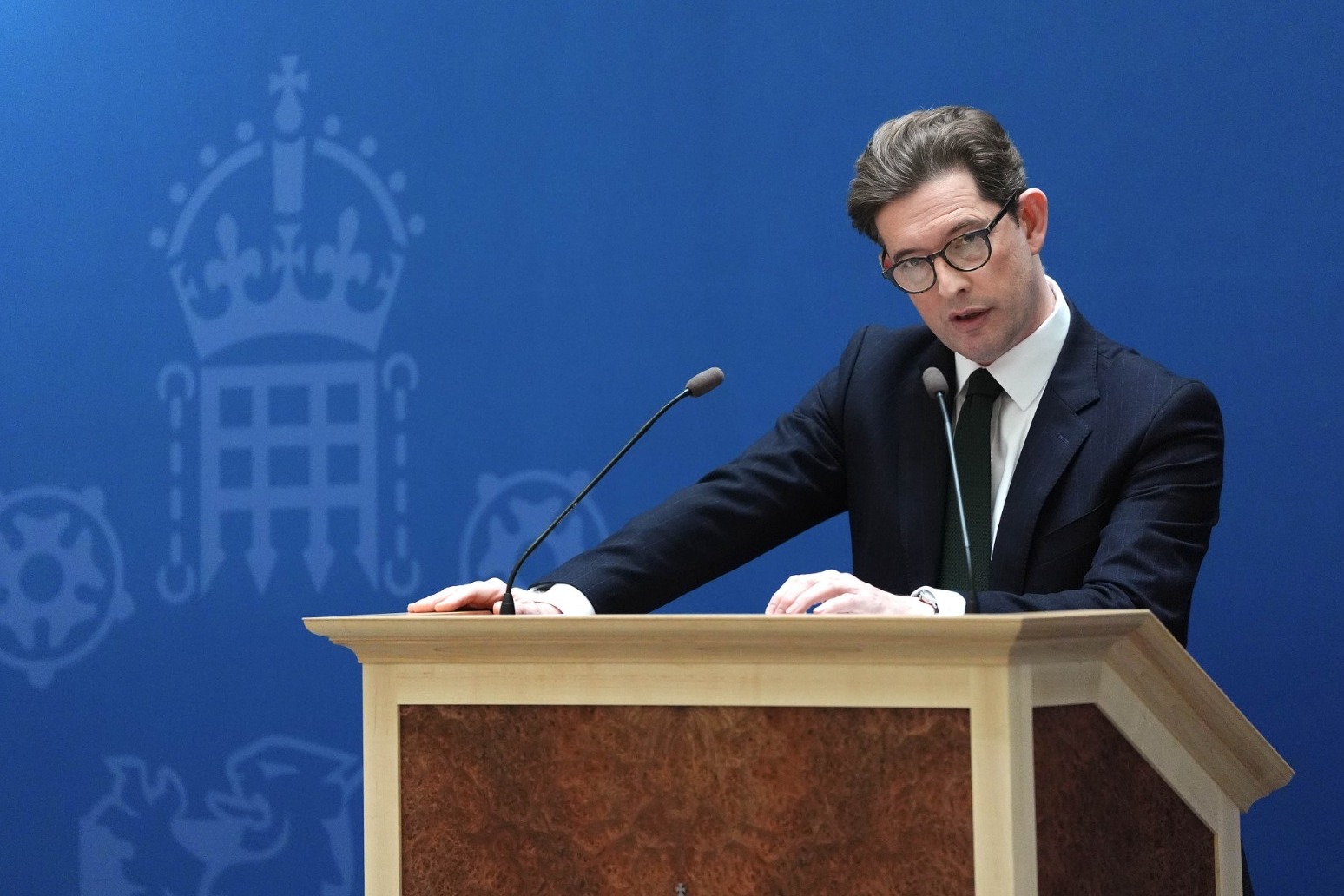AI could give terrorists access to bioweapons if guardrails fail – MI5 chief