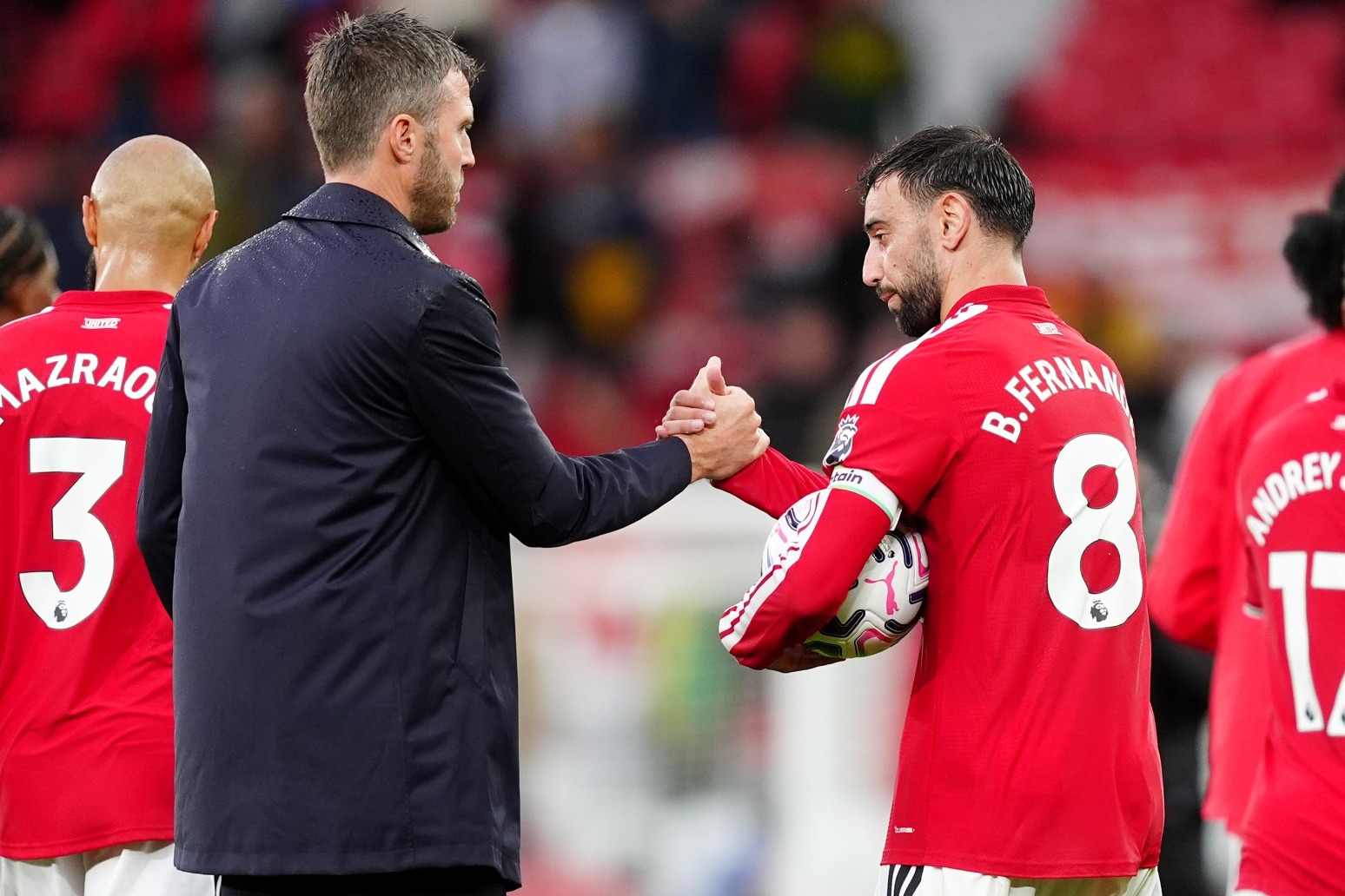 Michael Carrick and Bruno Fernandes hold clear-the-air talks before Chelsea trip
