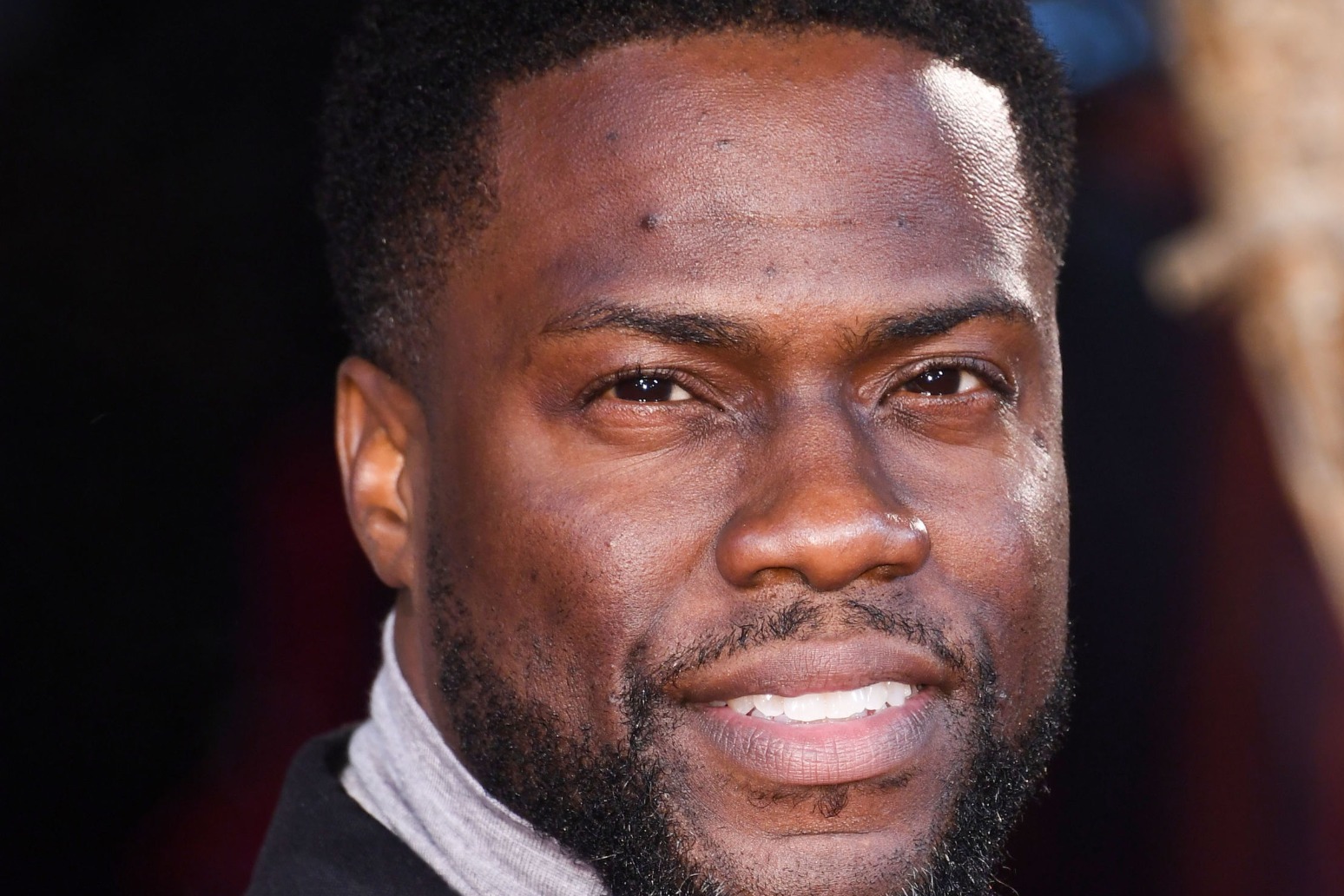Comedian Kevin Hart announces gender of new baby 