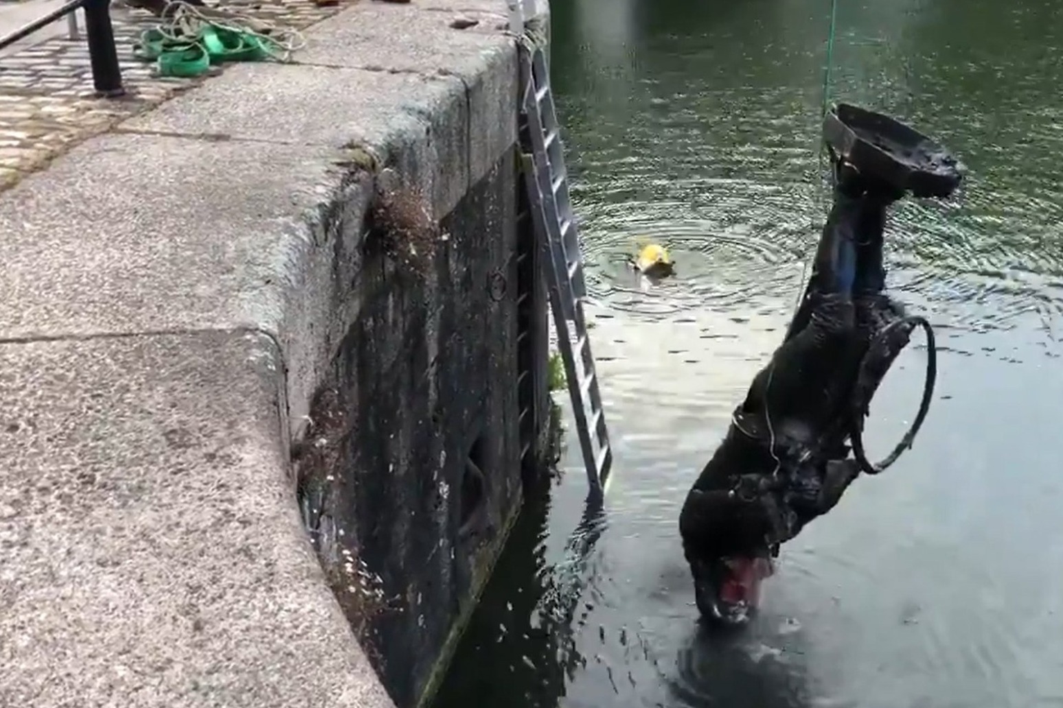 Slave trader statue removed from Bristol harbour 