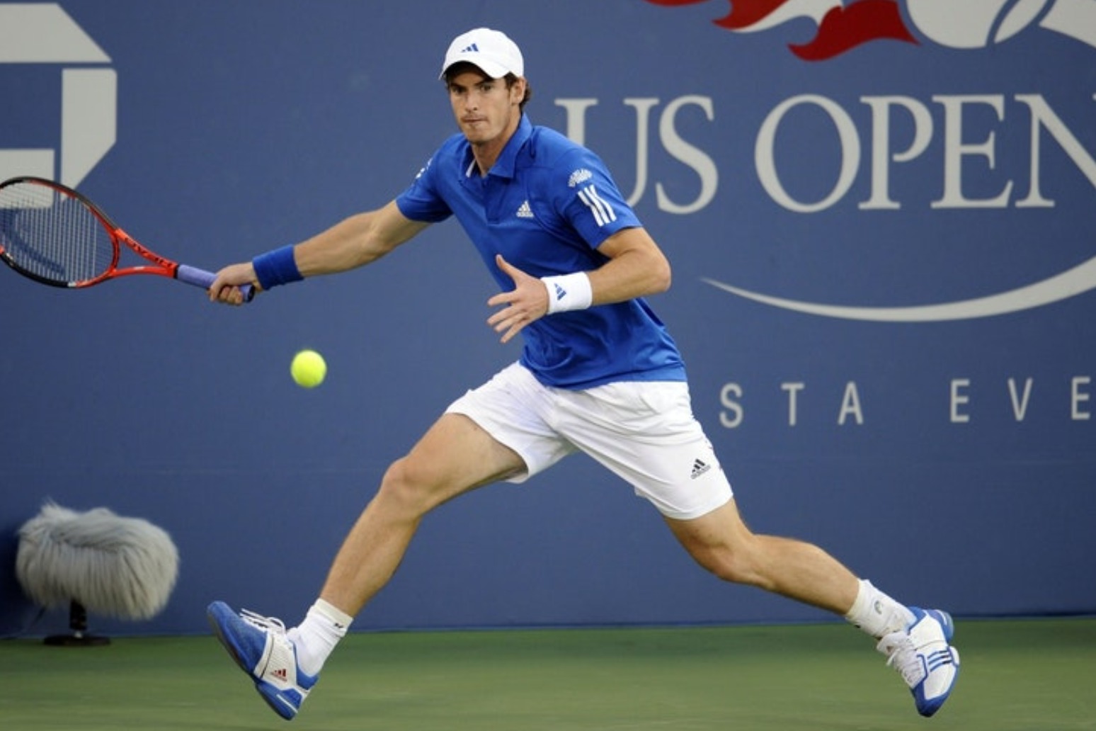 Andy Murray knocked out in straight sets by Milos Raonic in New York 