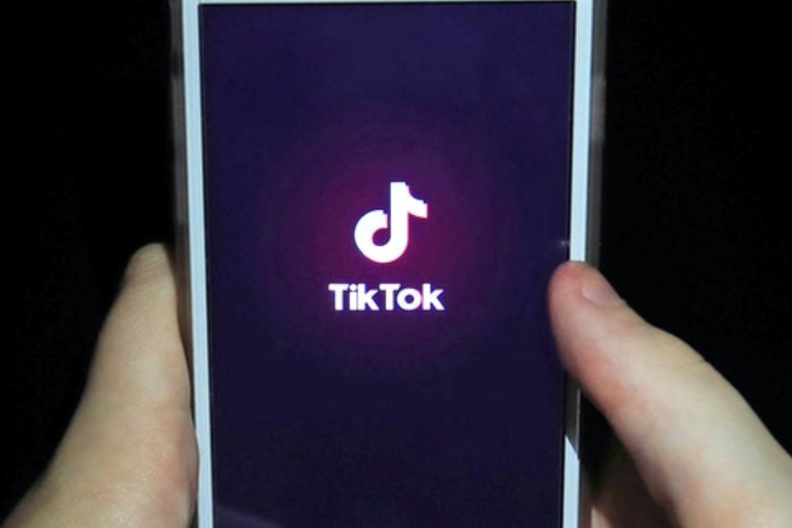 TikTok CEO resigns amid US pressure to sell video app 
