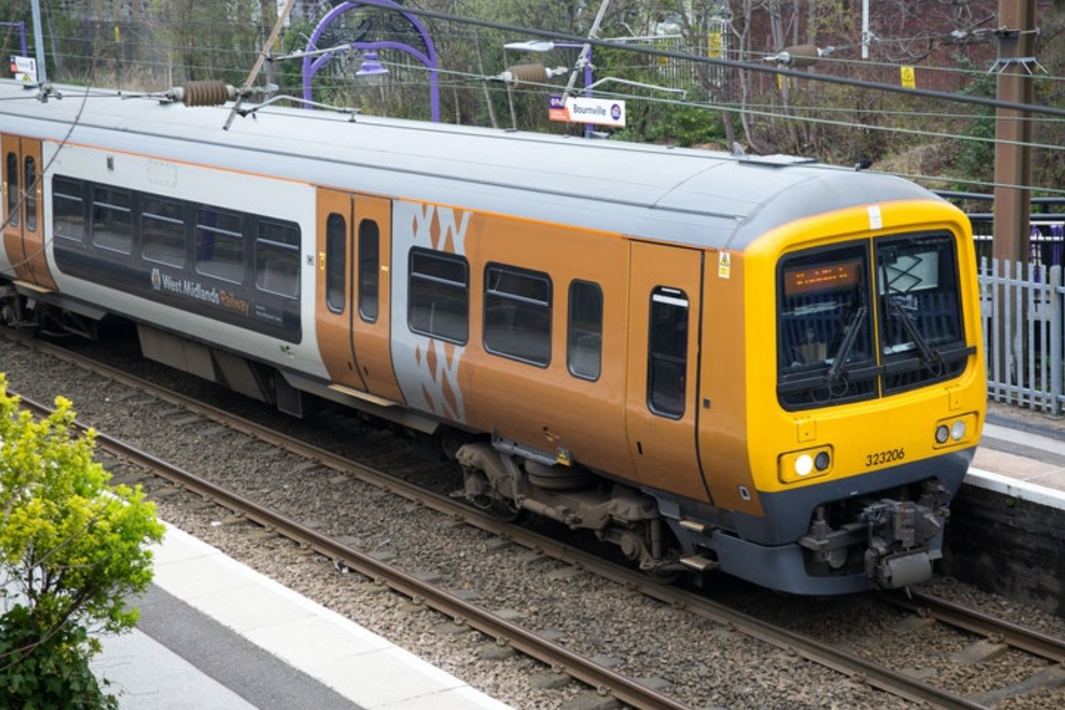 Rail franchising ‘ended’ to create ‘more effective structure’ 