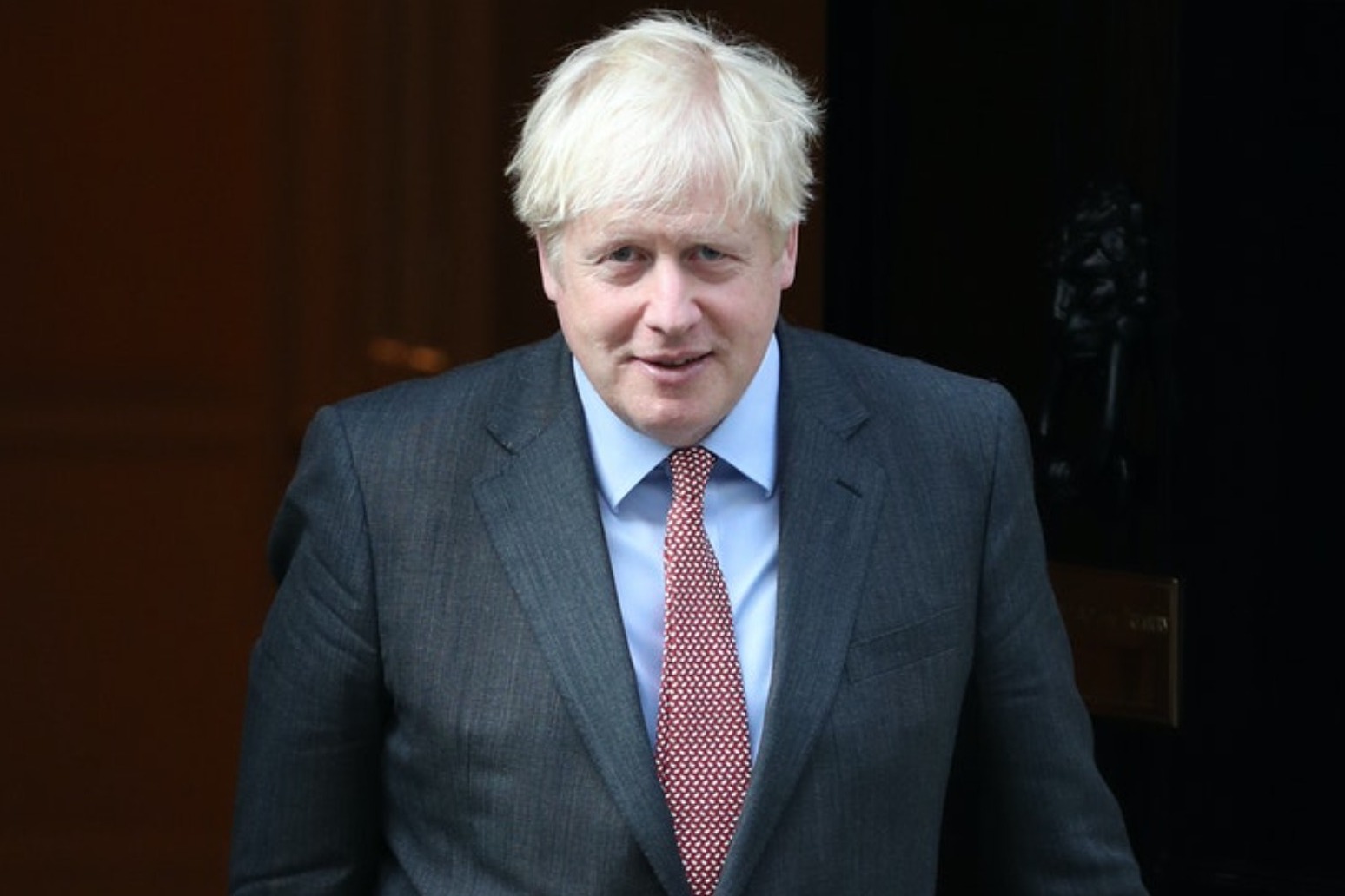 Boris Johnson to order pubs to close at 10pm as he makes address to nation 