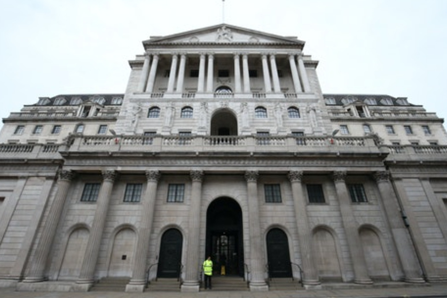 Bank pumps another £150bn into economy as rates held at 0.1% 