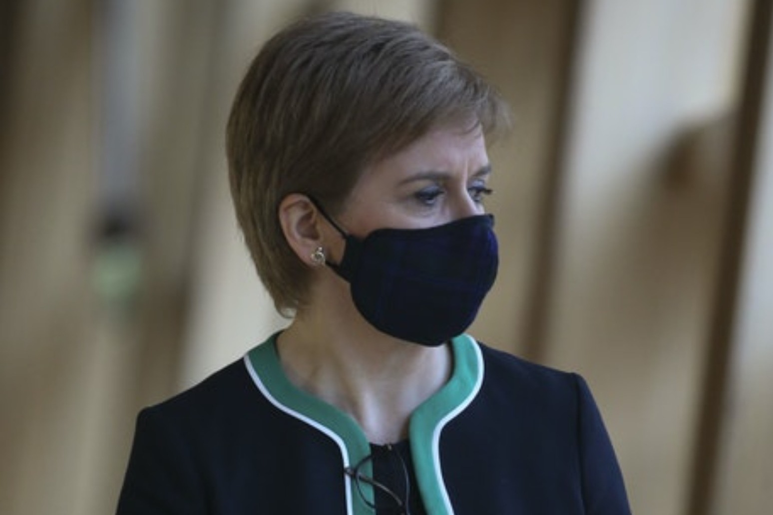 Nicola Sturgeon apologises for breaching Covid rules 