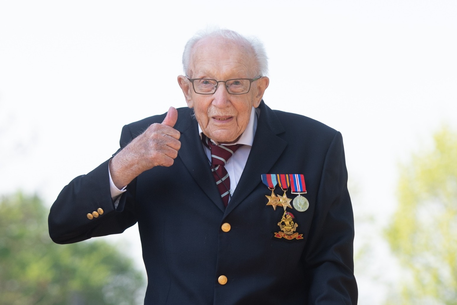 Captain Sir Tom Moore dies aged 100 after testing positive for Covid-19 