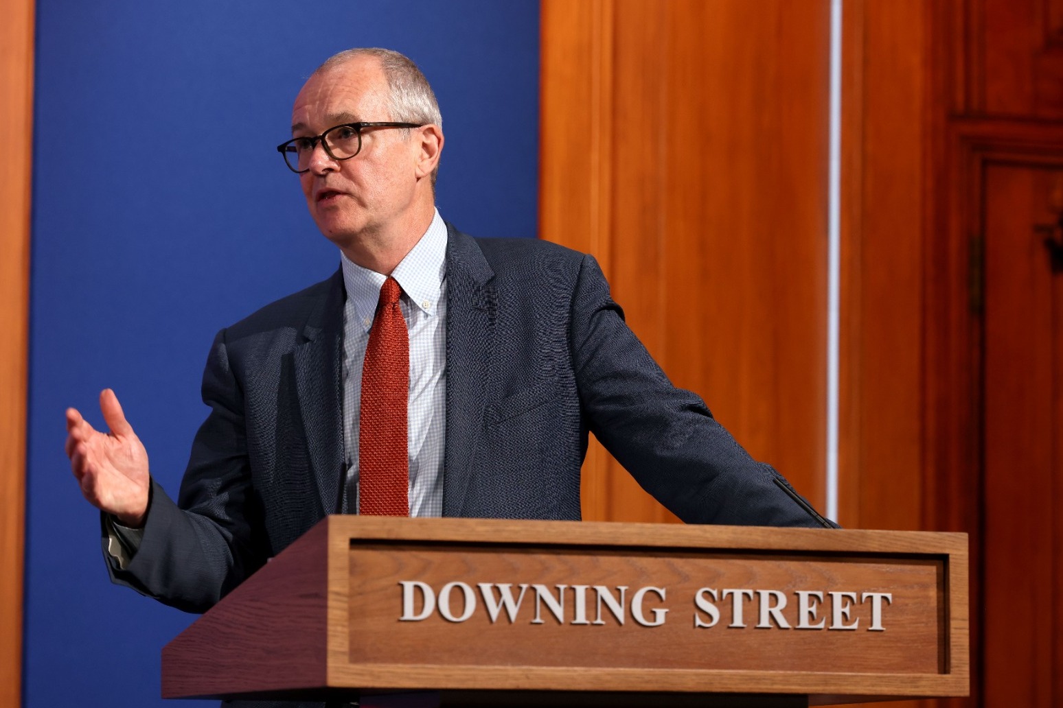 PM hands Sir Patrick Vallance new roles under ‘science superpower’ ambitions 