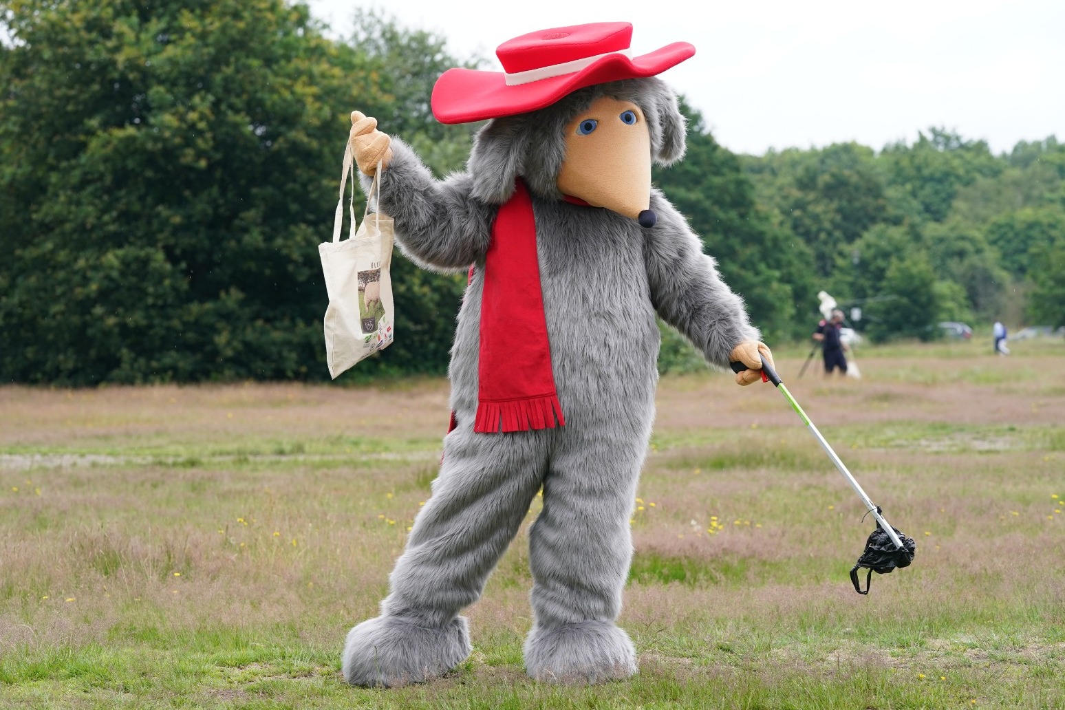Wombles join forces with Sir Paul McCartney to encourage people to eat less meat 